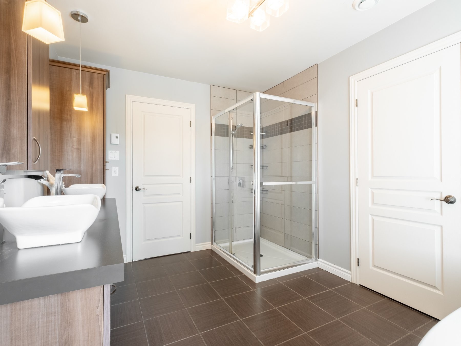 









28


Rue Horace-Thomas

,
Drummondville,




QC
J2A0C8

