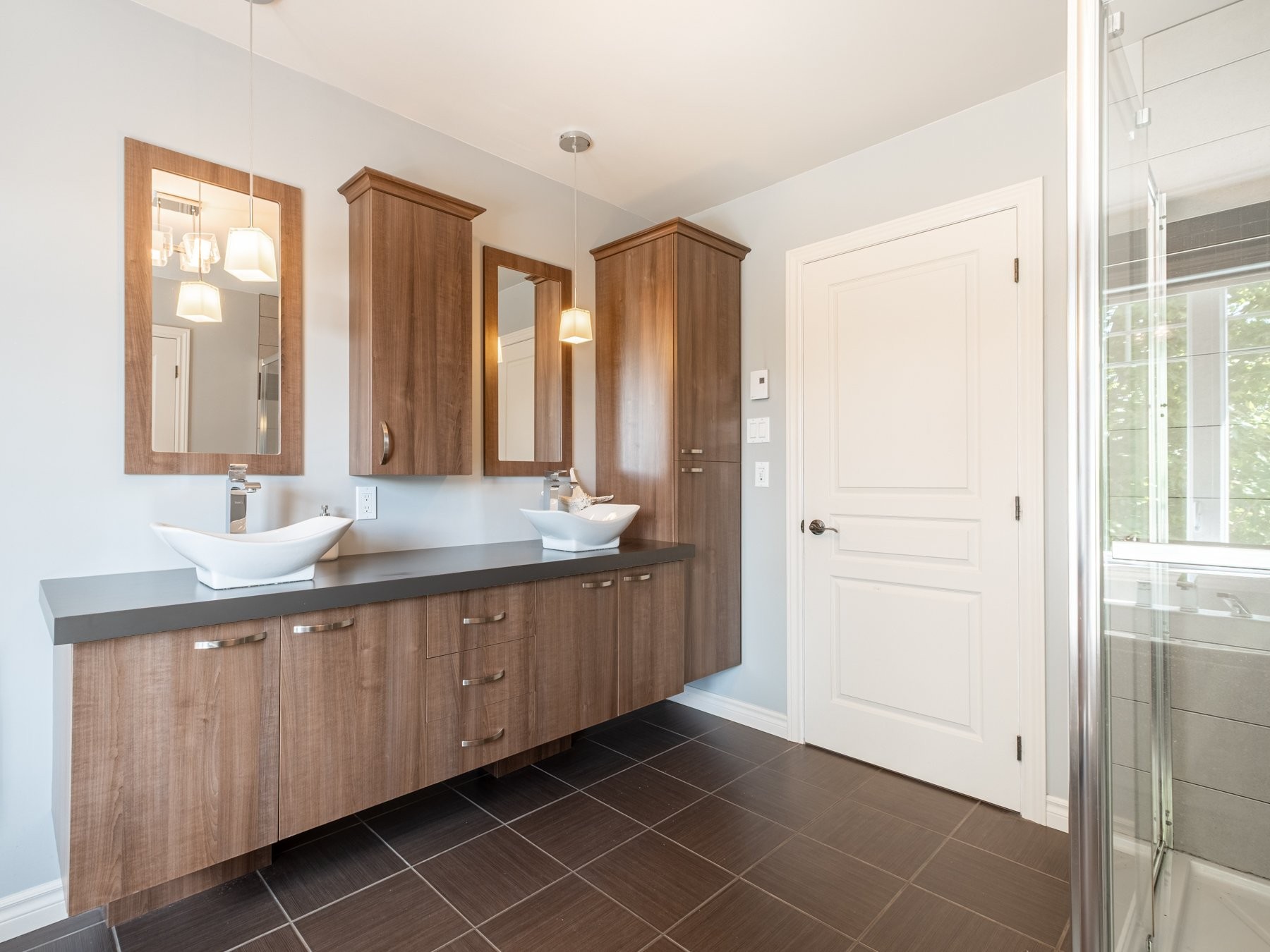 









28


Rue Horace-Thomas

,
Drummondville,




QC
J2A0C8


