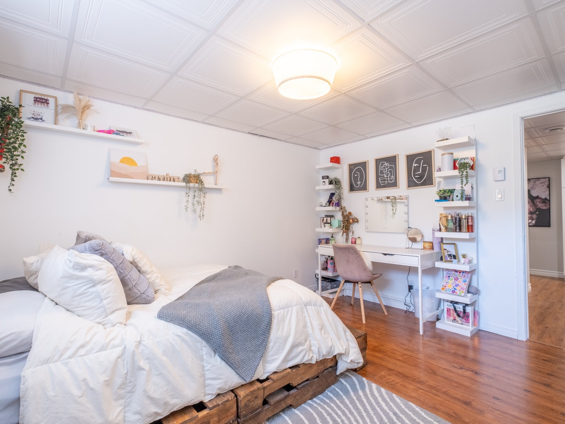 









28


Rue Horace-Thomas

,
Drummondville,




QC
J2A0C8


