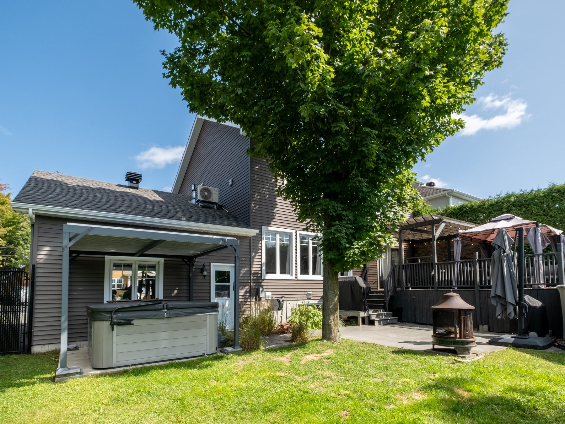 









28


Rue Horace-Thomas

,
Drummondville,




QC
J2A0C8

