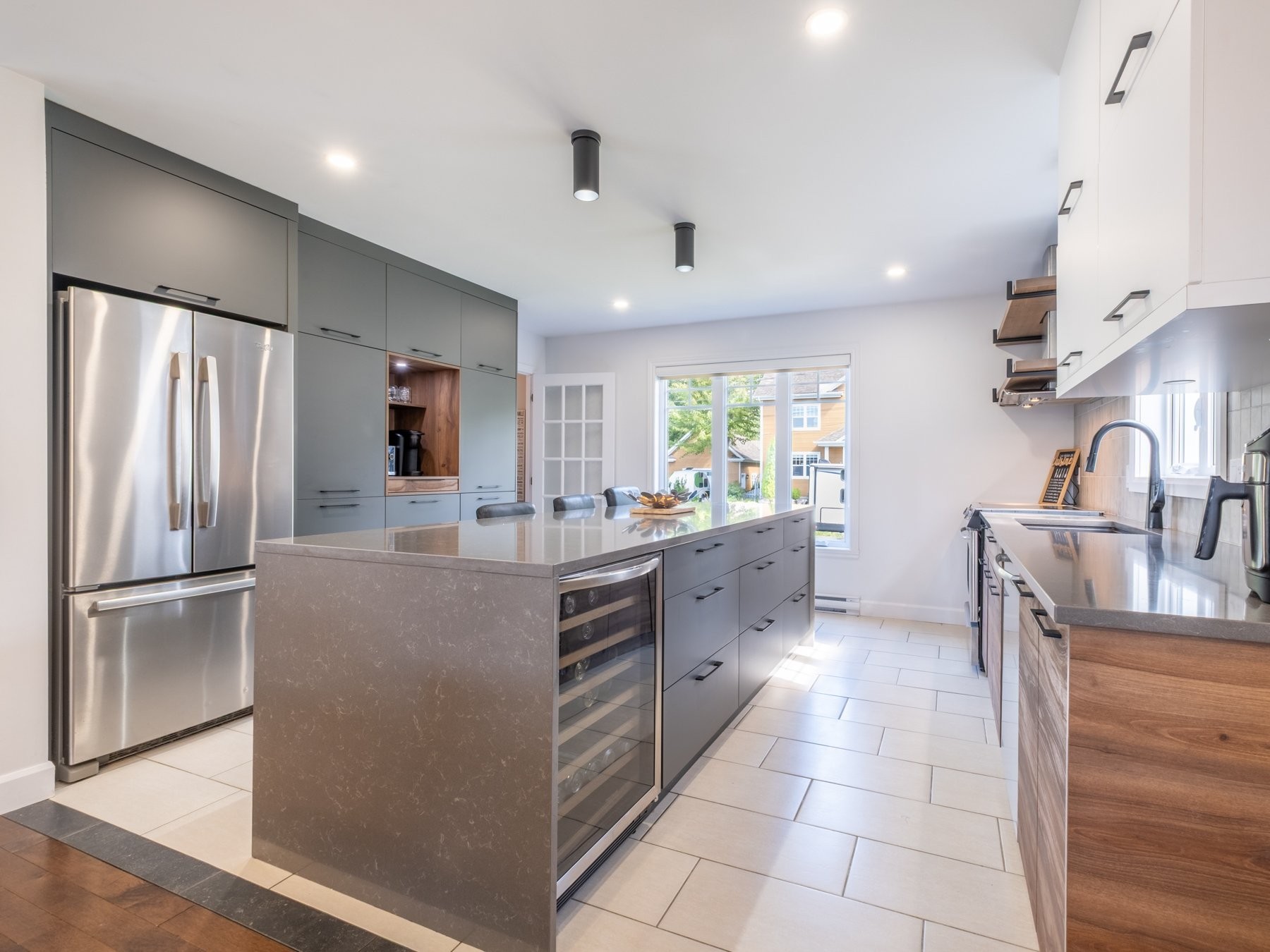 









28


Rue Horace-Thomas

,
Drummondville,




QC
J2A0C8

