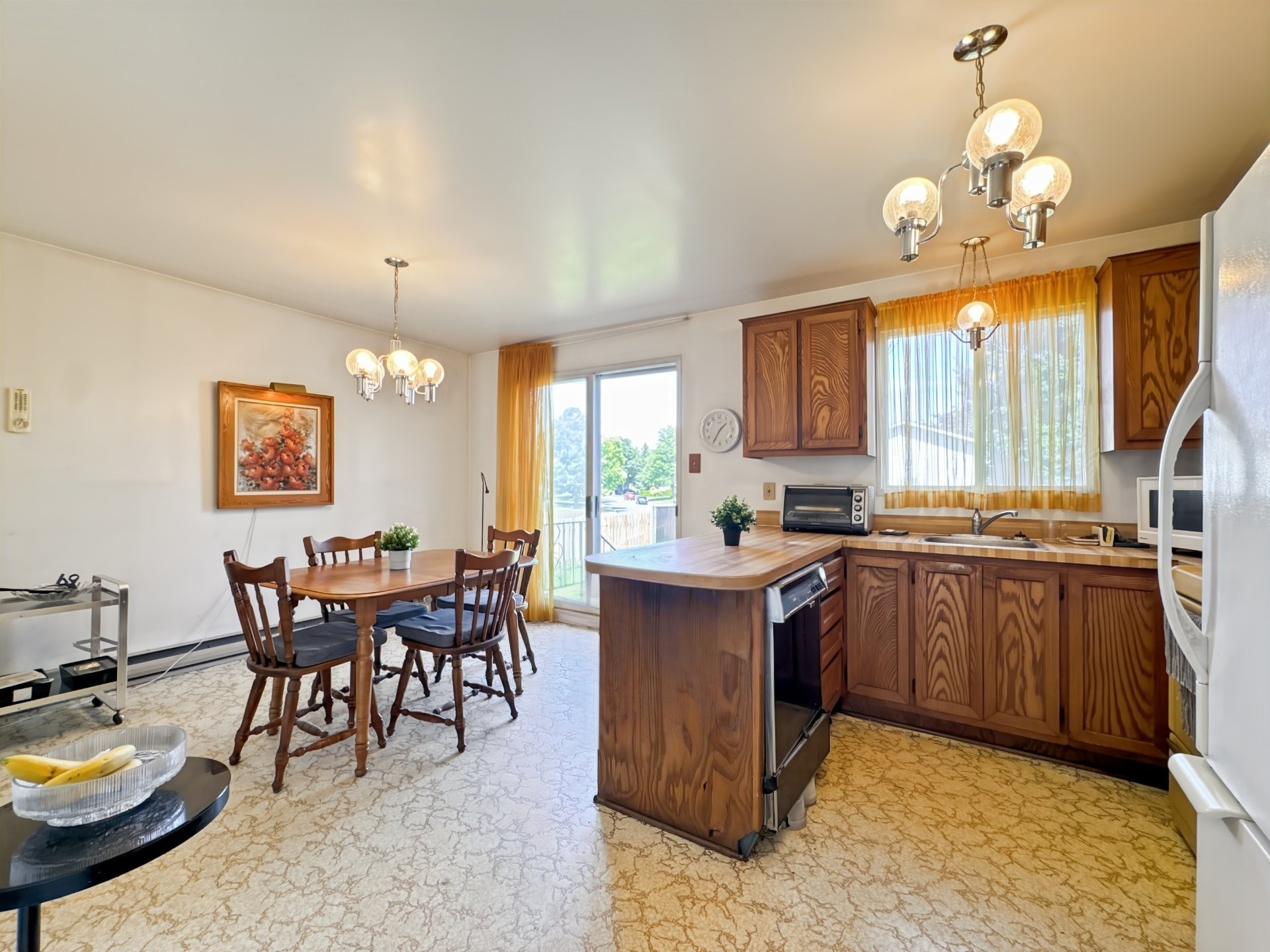 









1147


Rue des Fauvettes

,
Boucherville,




QC
J4B6A8

