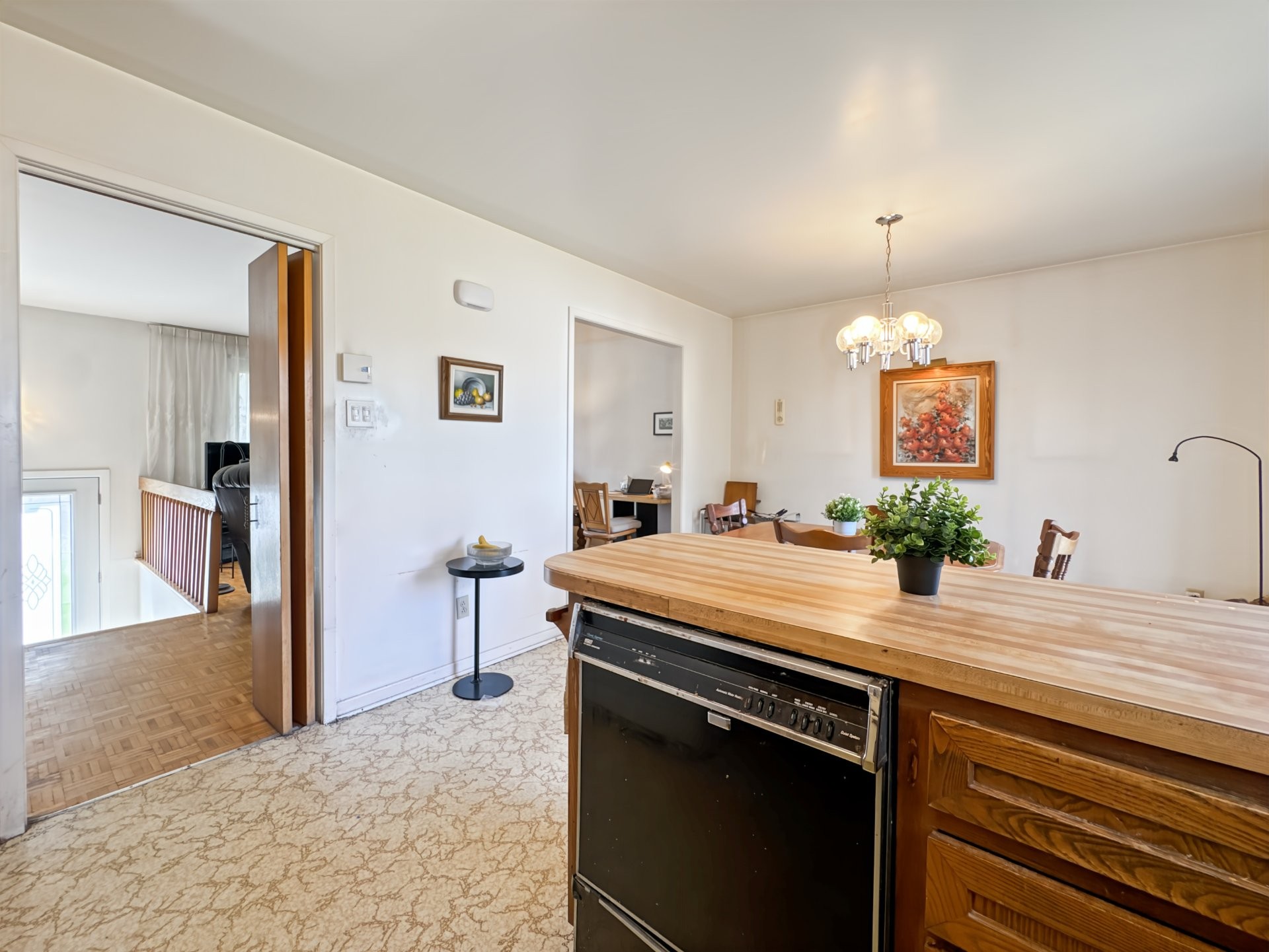 









1147


Rue des Fauvettes

,
Boucherville,




QC
J4B6A8

