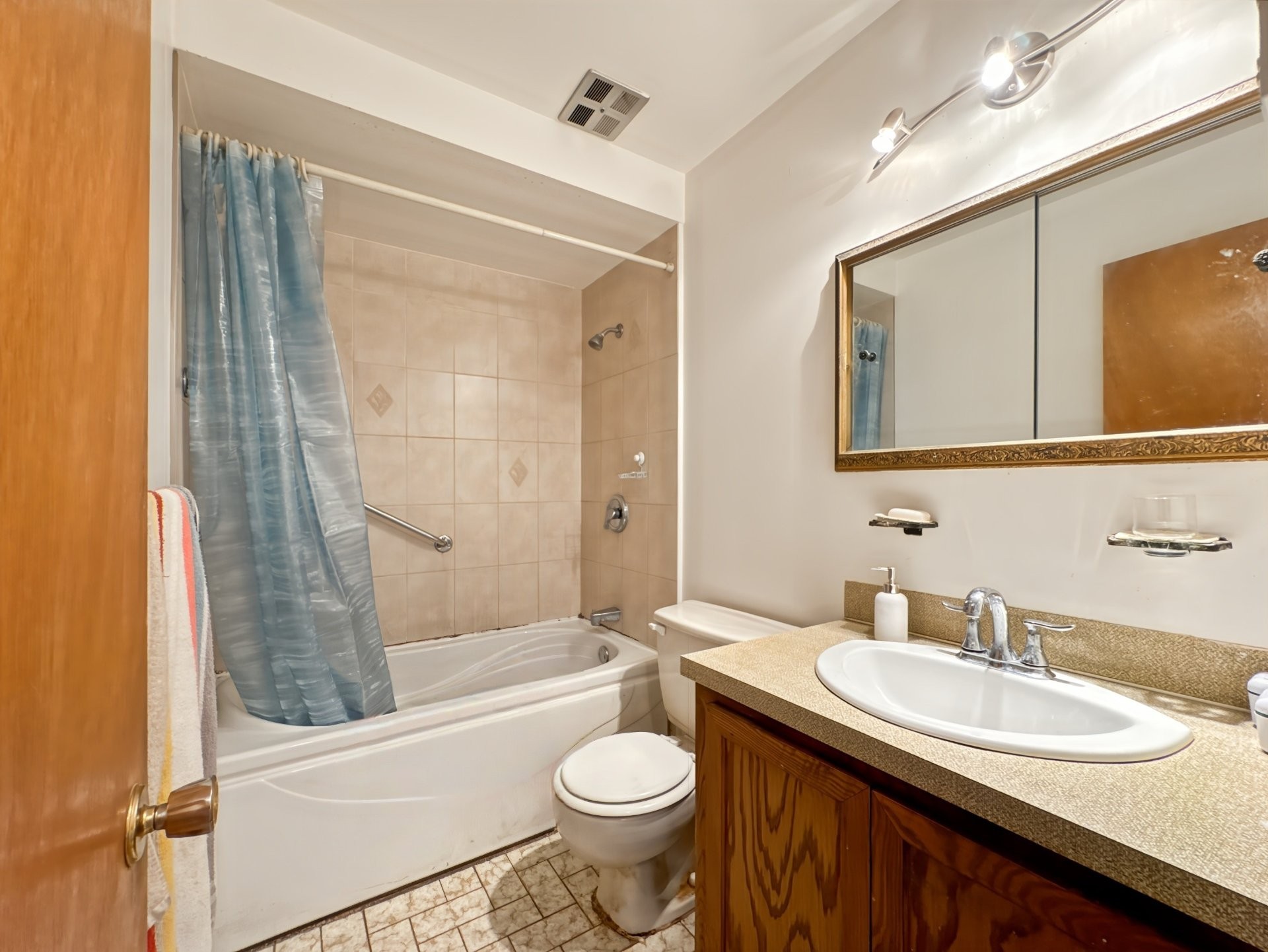 









1147


Rue des Fauvettes

,
Boucherville,




QC
J4B6A8

