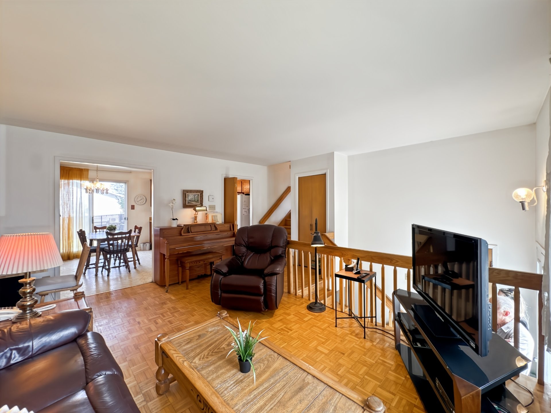 









1147


Rue des Fauvettes

,
Boucherville,




QC
J4B6A8


