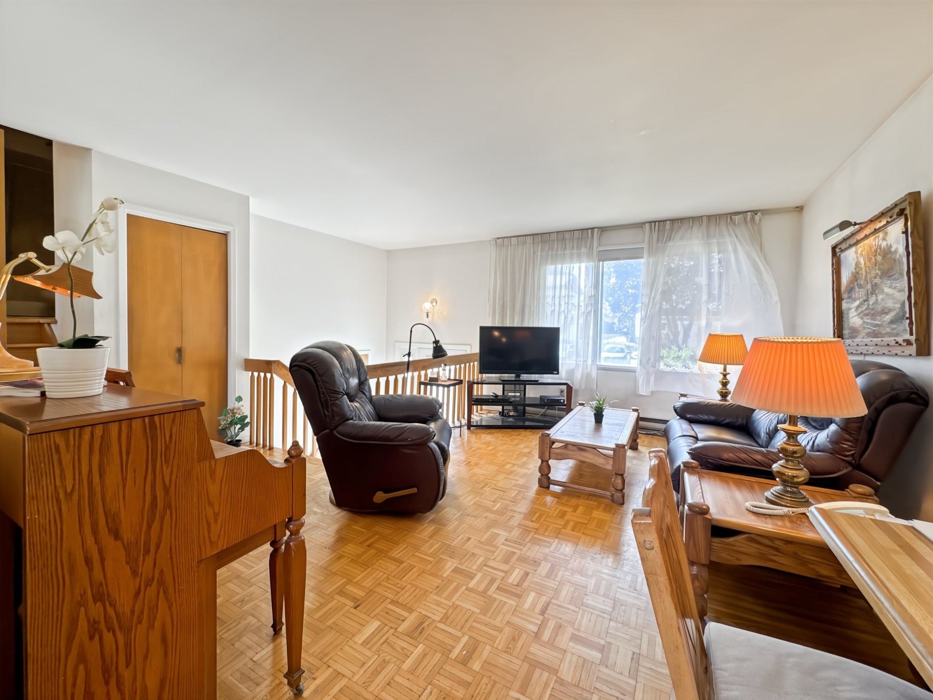 









1147


Rue des Fauvettes

,
Boucherville,




QC
J4B6A8

