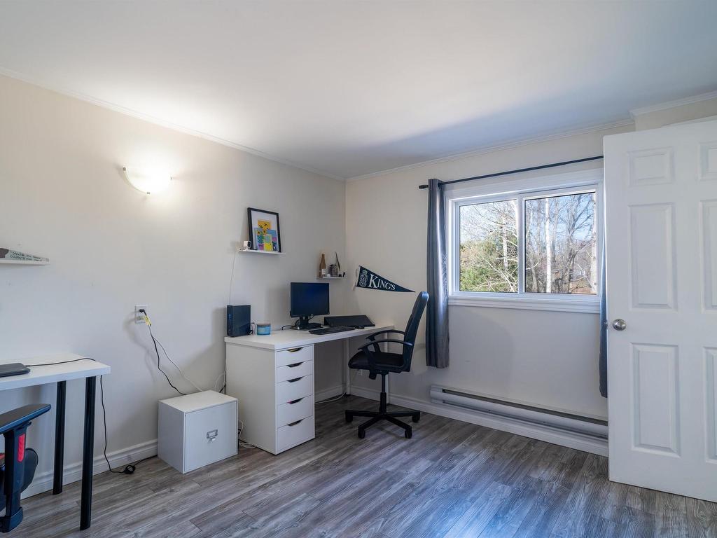 












67 Guest Drive

,
Bible Hill,




NS
B2N 5M1

