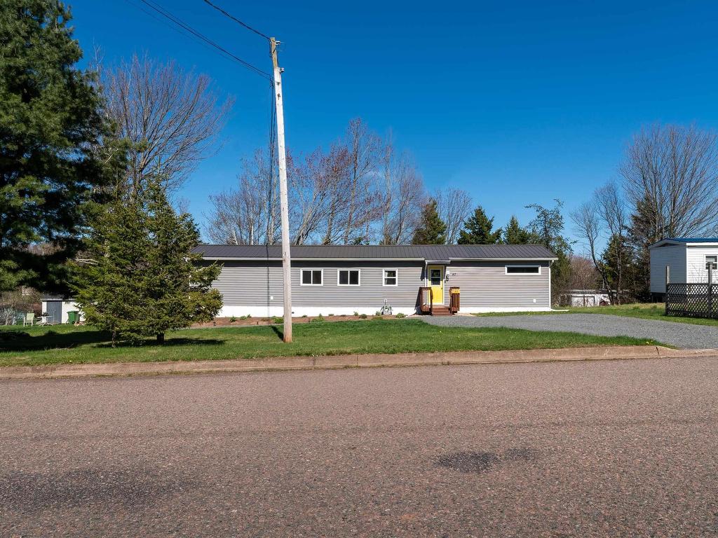 












67 Guest Drive

,
Bible Hill,




NS
B2N 5M1

