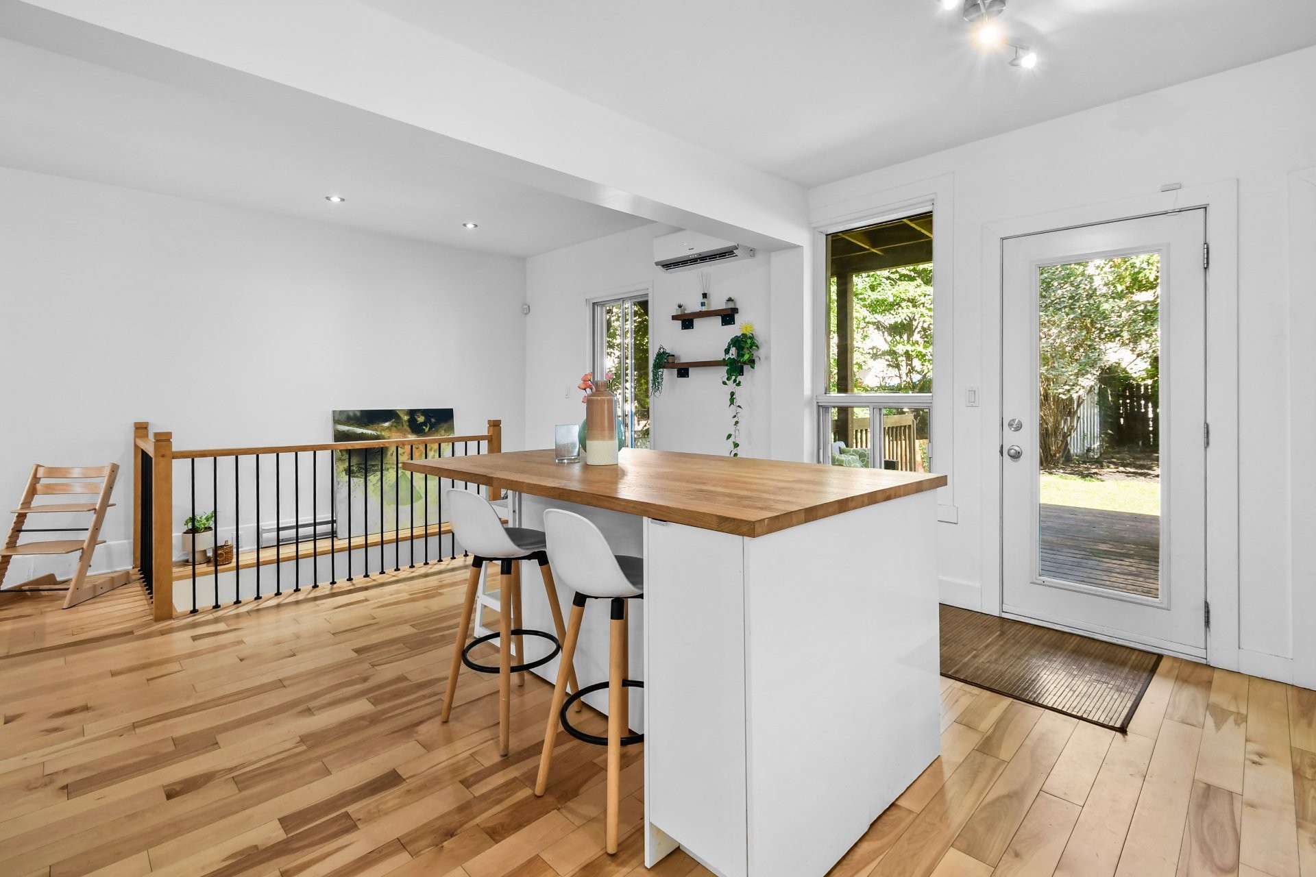 









3918


Rue Newmarch

,
Montréal (Verdun/Île-des-Soeurs),




QC
H4G1G8

