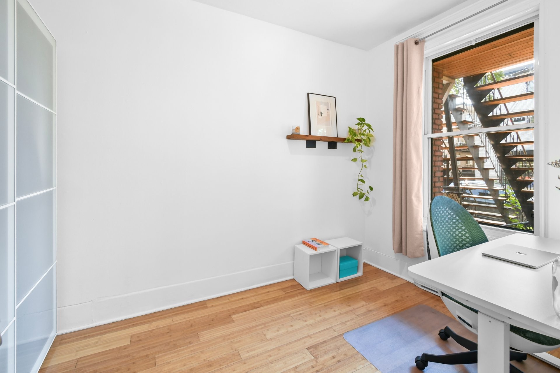 









3918


Rue Newmarch

,
Montréal (Verdun/Île-des-Soeurs),




QC
H4G1G8

