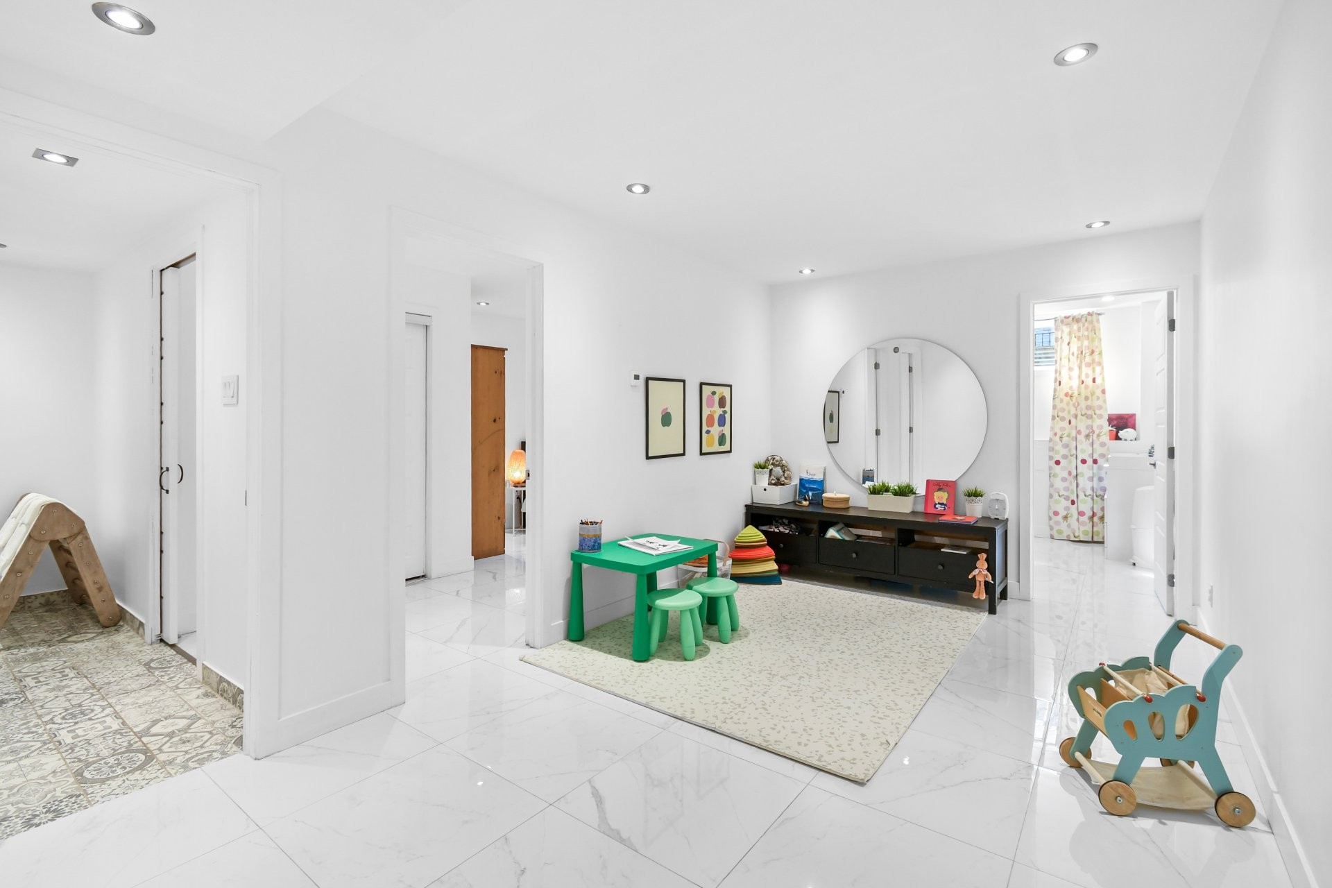 









3918


Rue Newmarch

,
Montréal (Verdun/Île-des-Soeurs),




QC
H4G1G8

