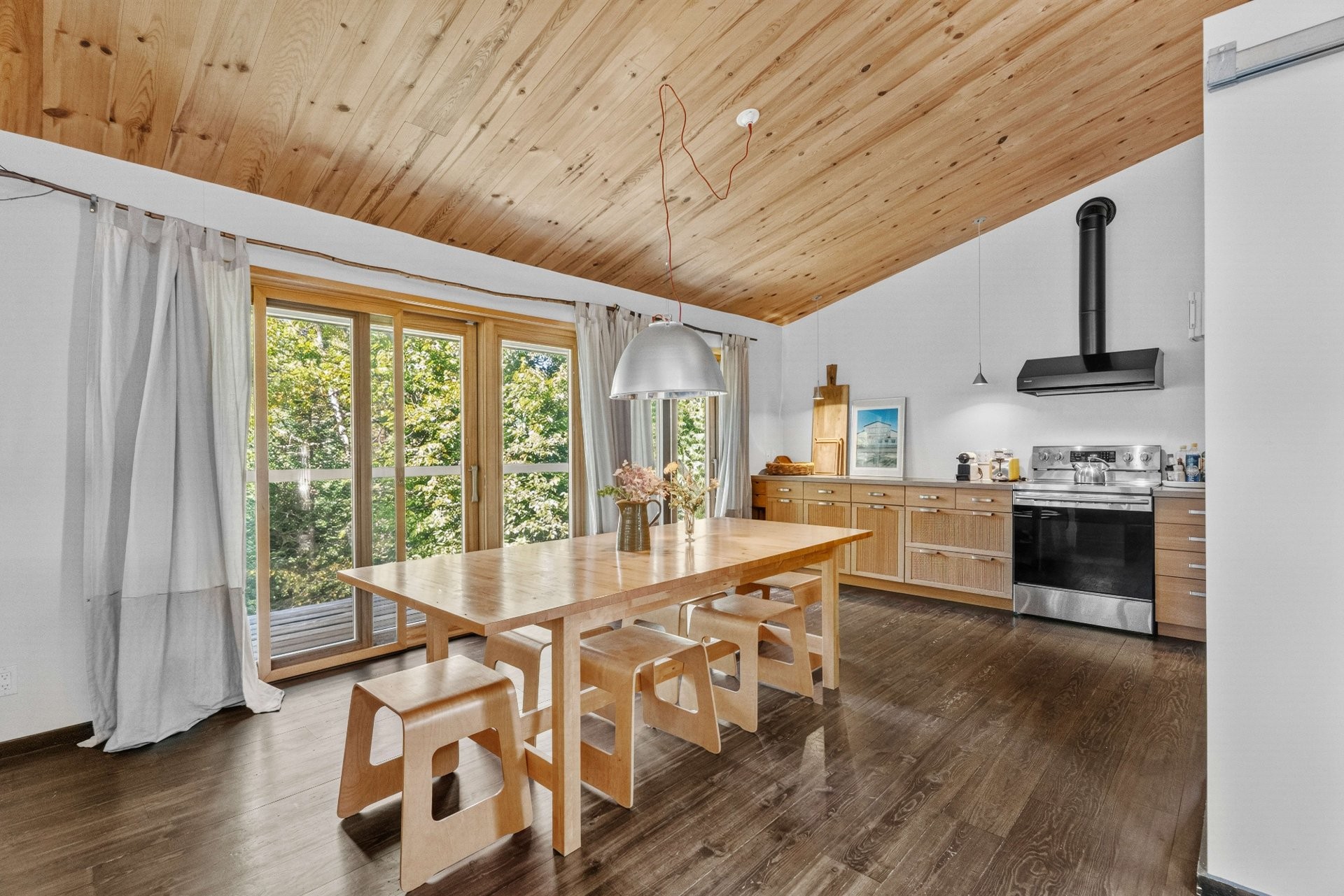 









104


Av. Gauthier

,
Sainte-Béatrix,




QC
J0K1Y0

