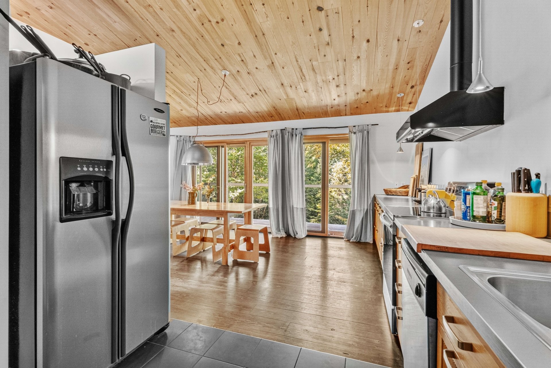 









104


Av. Gauthier

,
Sainte-Béatrix,




QC
J0K1Y0

