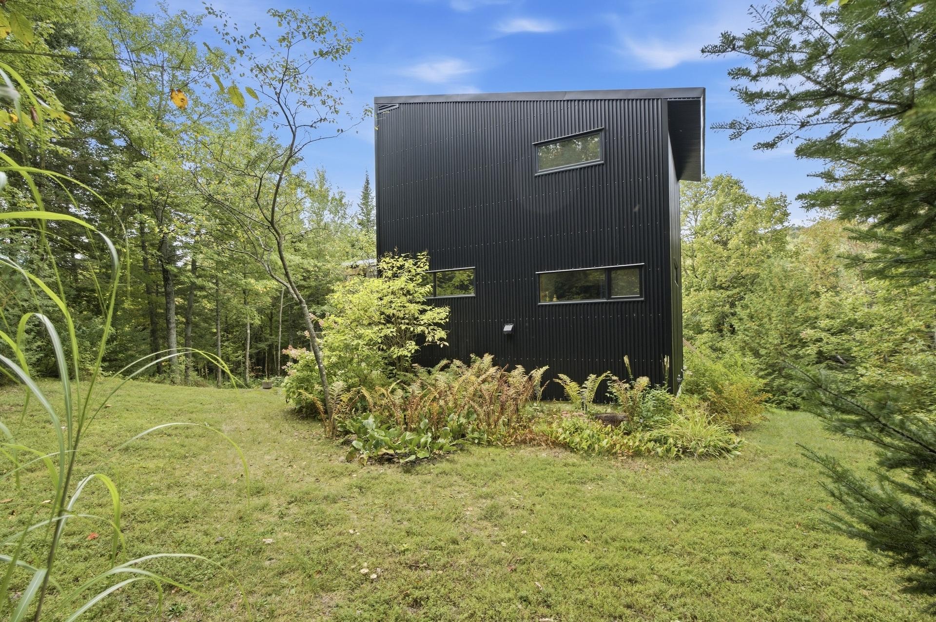 









104


Av. Gauthier

,
Sainte-Béatrix,




QC
J0K1Y0

