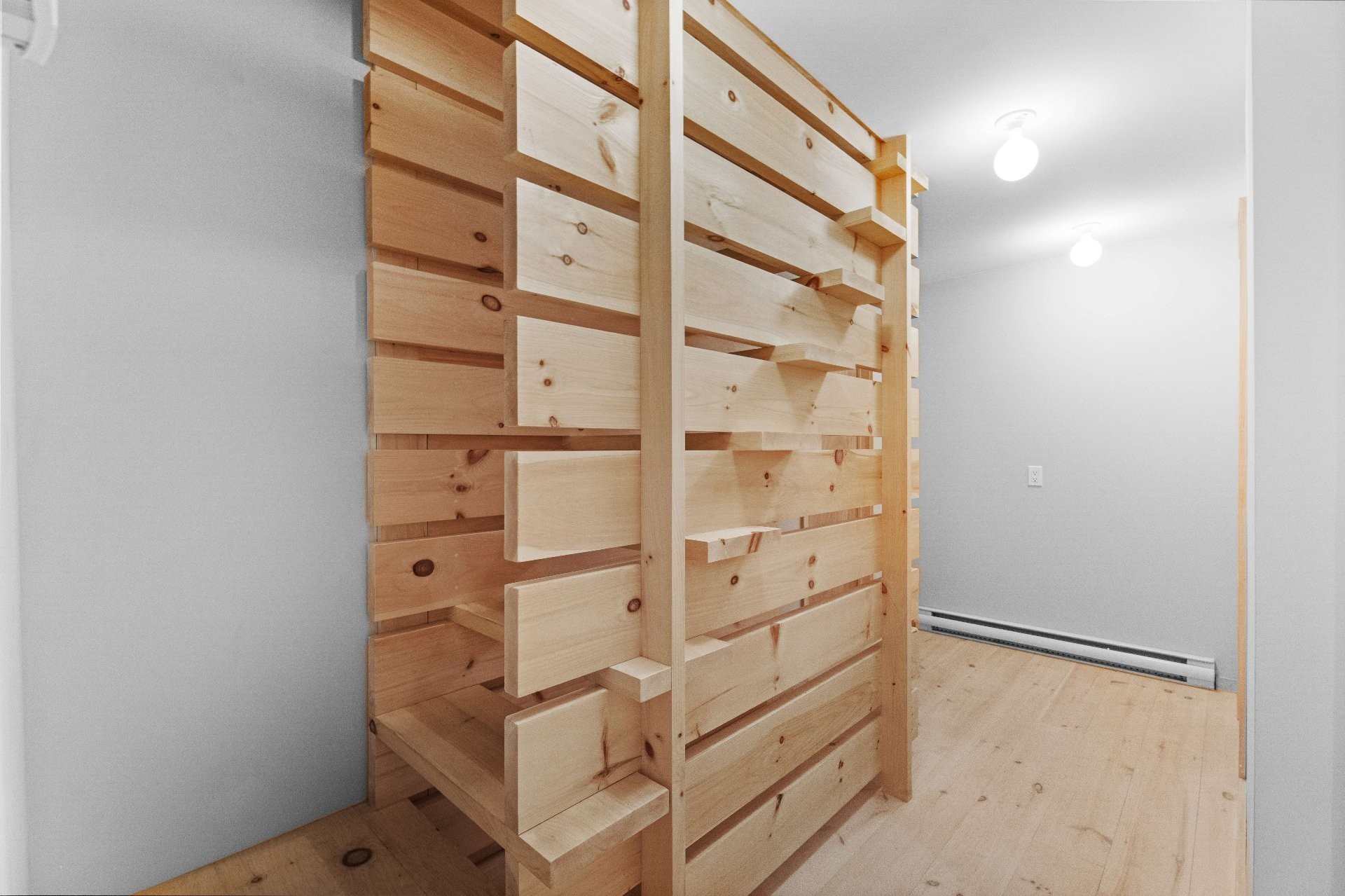 









104


Av. Gauthier

,
Sainte-Béatrix,




QC
J0K1Y0

