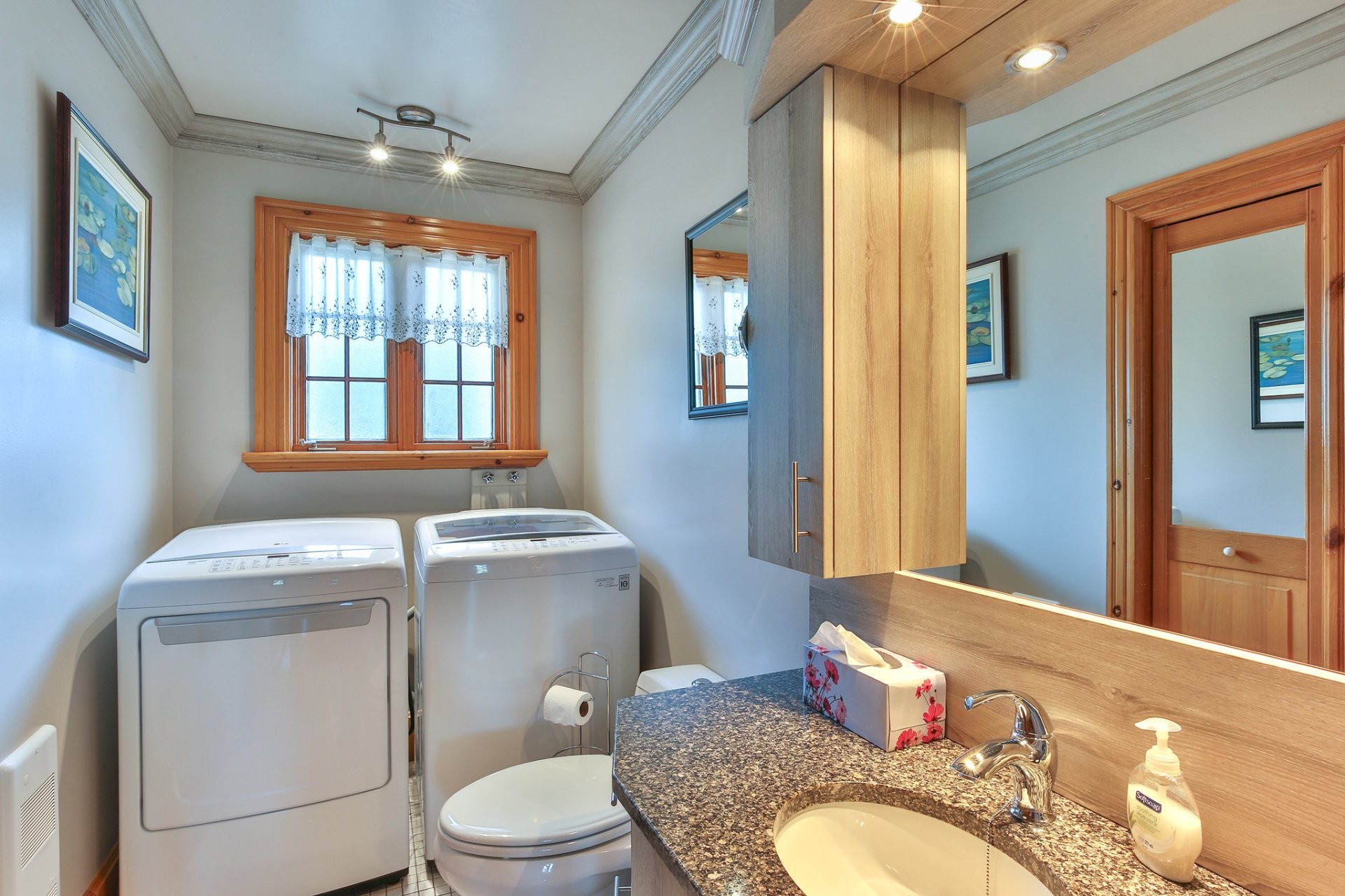 









172


Rue Ste-Thérèse

,
Saint-Jean-sur-Richelieu,




QC
J2W2G5

