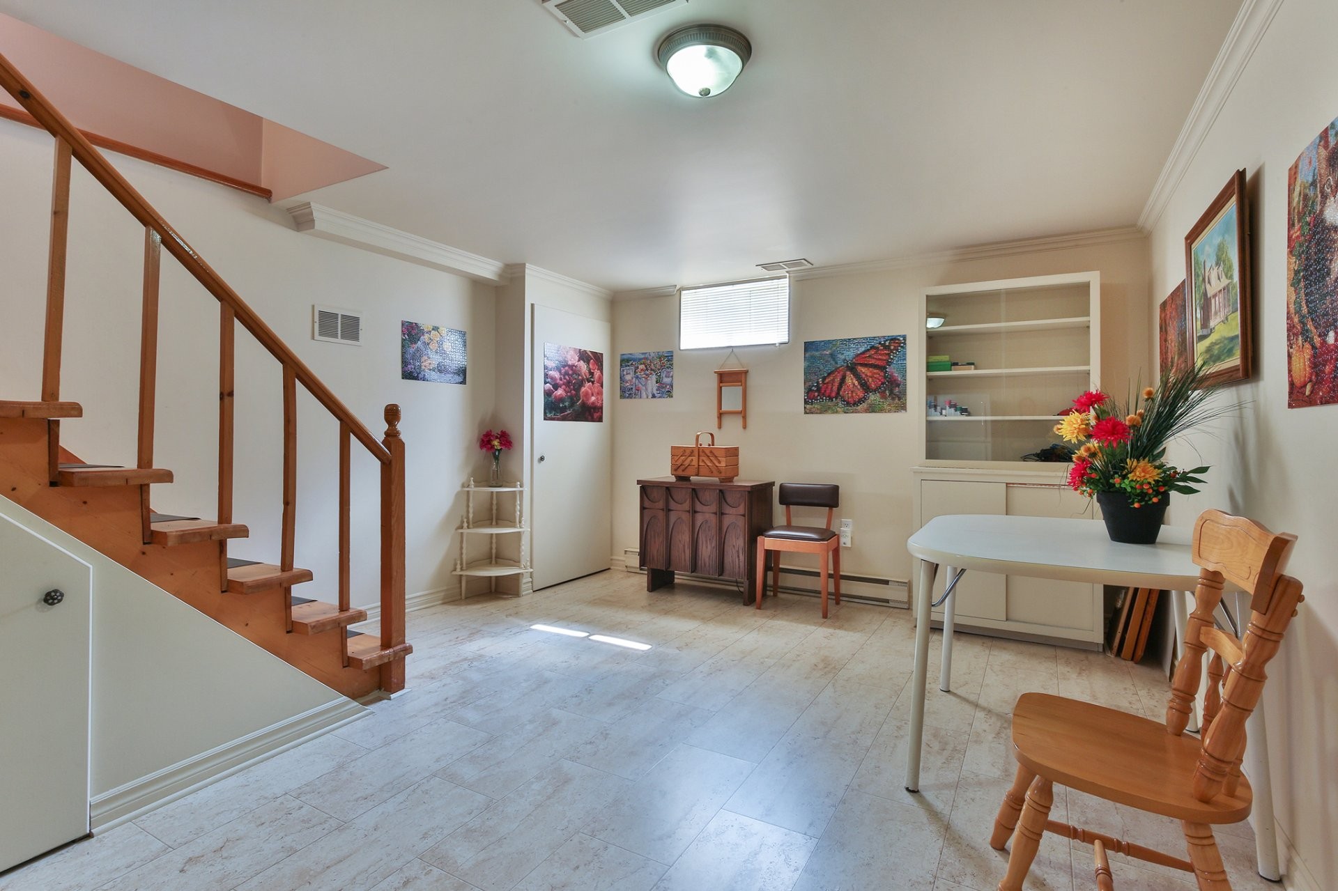 









172


Rue Ste-Thérèse

,
Saint-Jean-sur-Richelieu,




QC
J2W2G5

