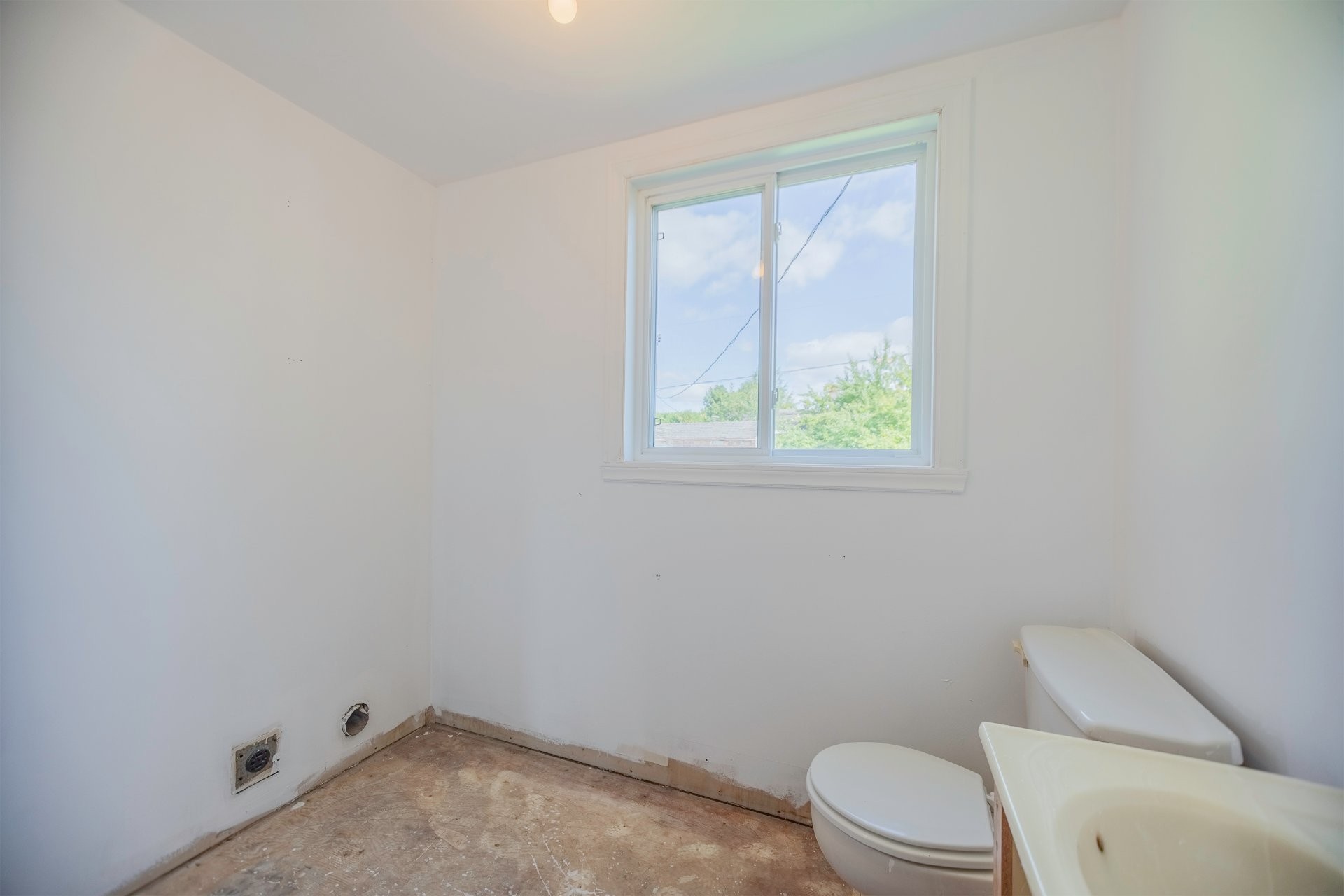 









172


Rue Parisot

,
Varennes,




QC
J3X1J6

