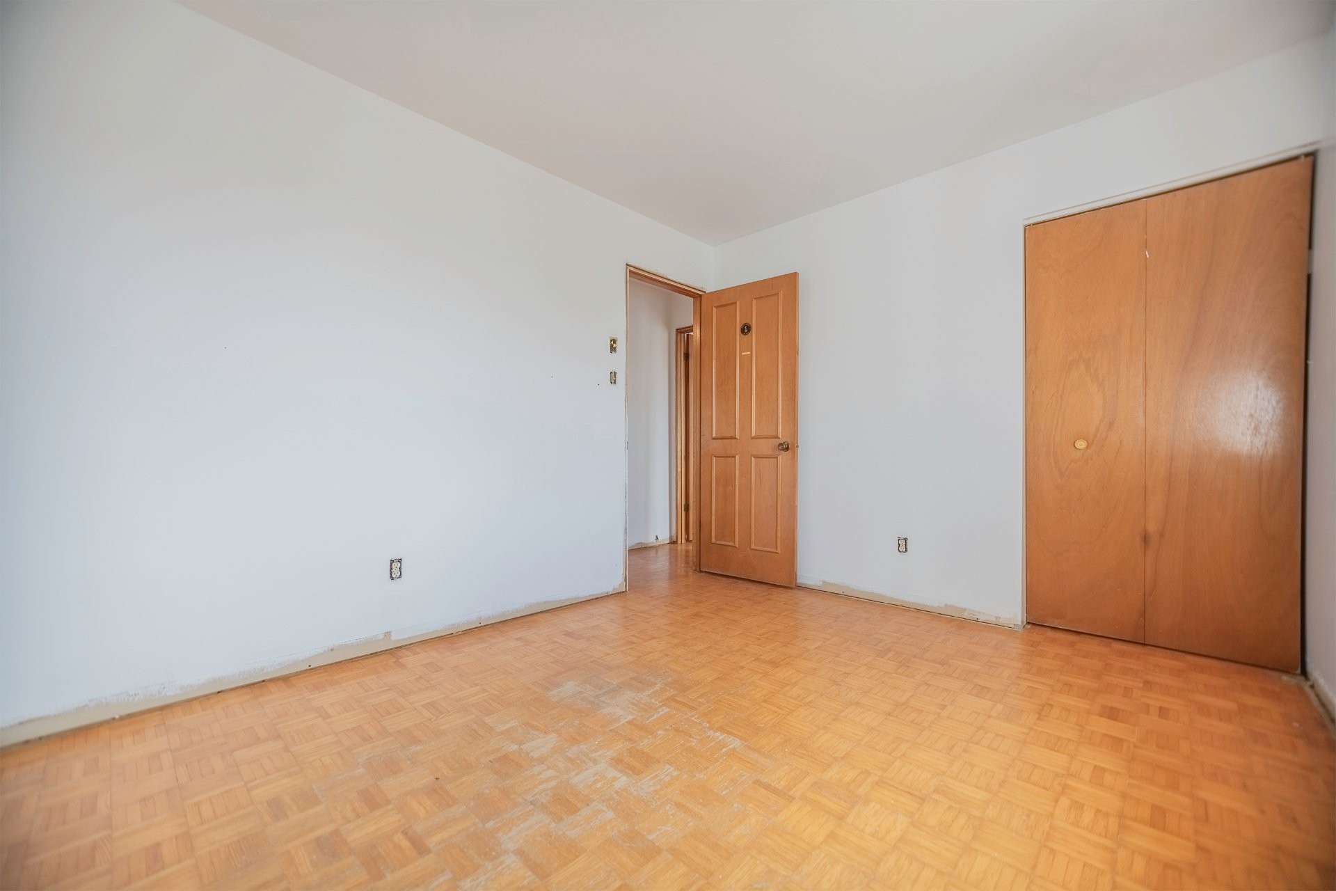 









172


Rue Parisot

,
Varennes,




QC
J3X1J6

