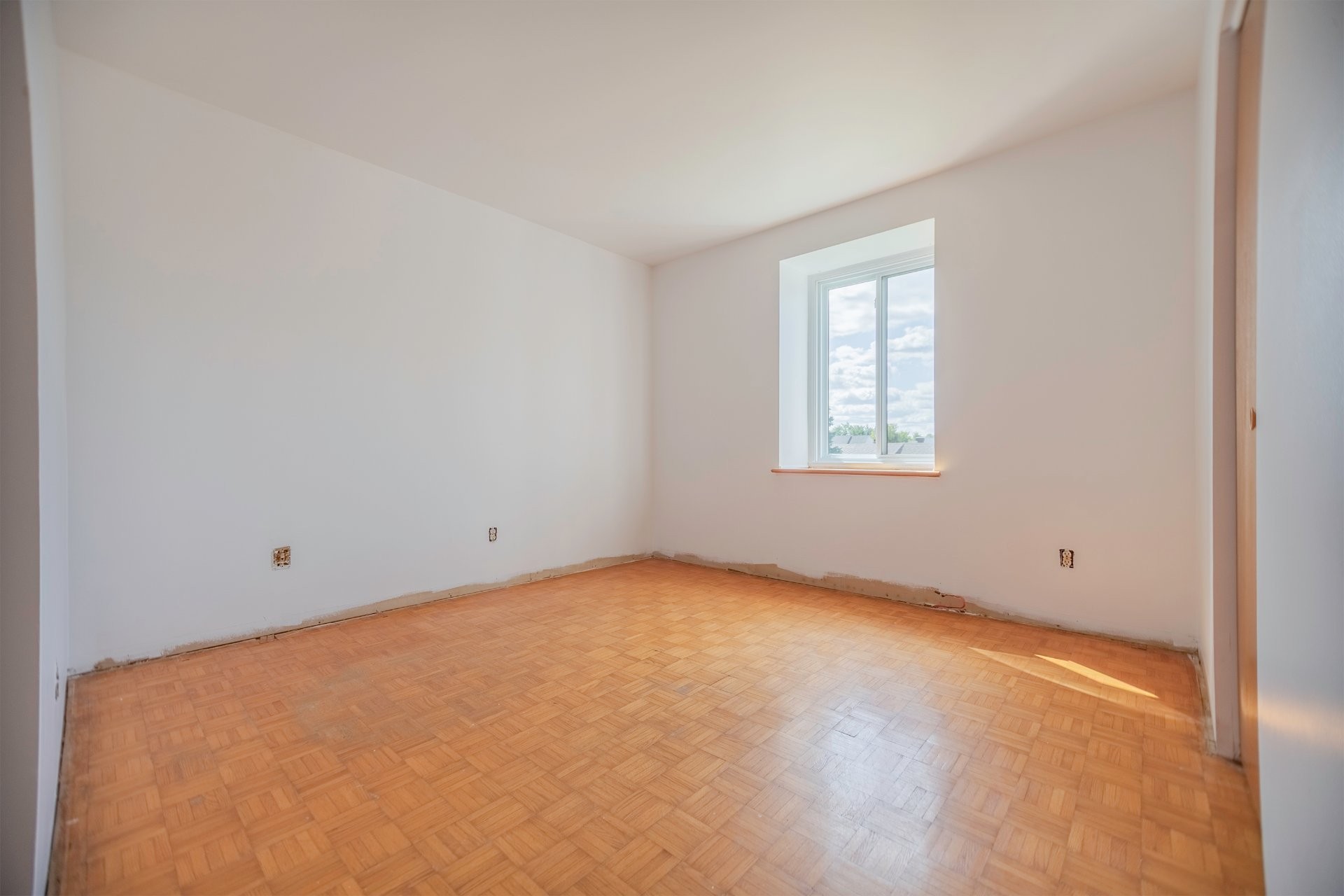 









172


Rue Parisot

,
Varennes,




QC
J3X1J6

