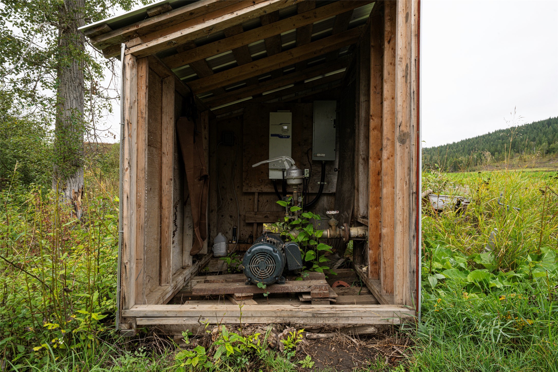 









687


Mabel Lake

Road,
Lumby,







BC
V0E 2G5


