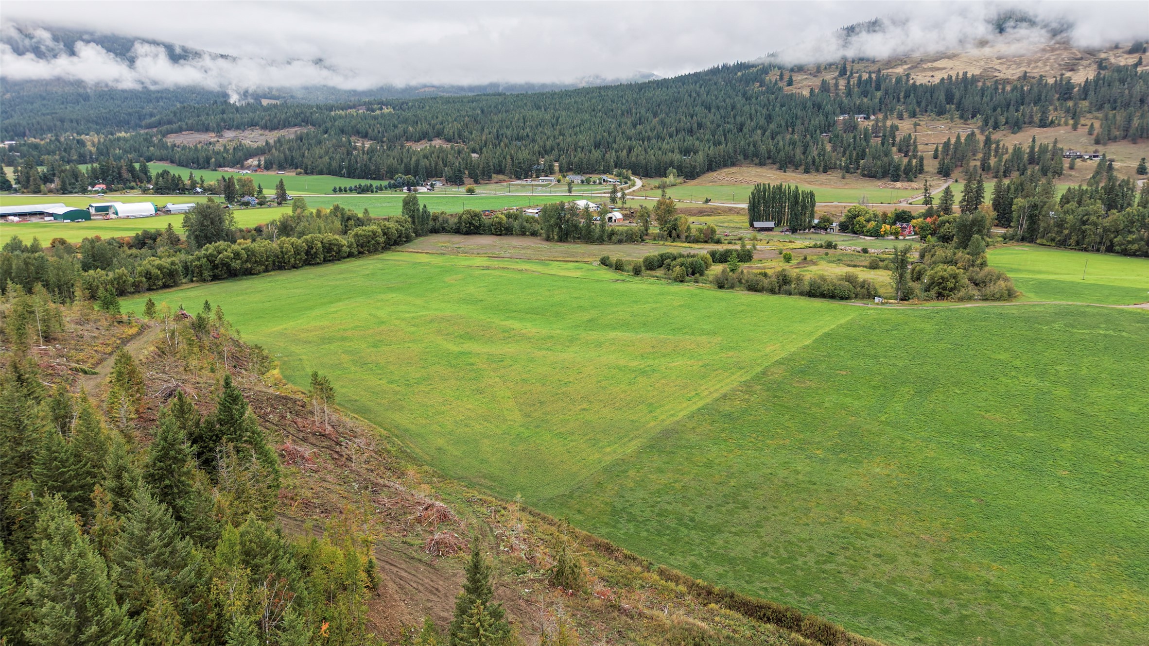 









687


Mabel Lake

Road,
Lumby,







BC
V0E 2G5

