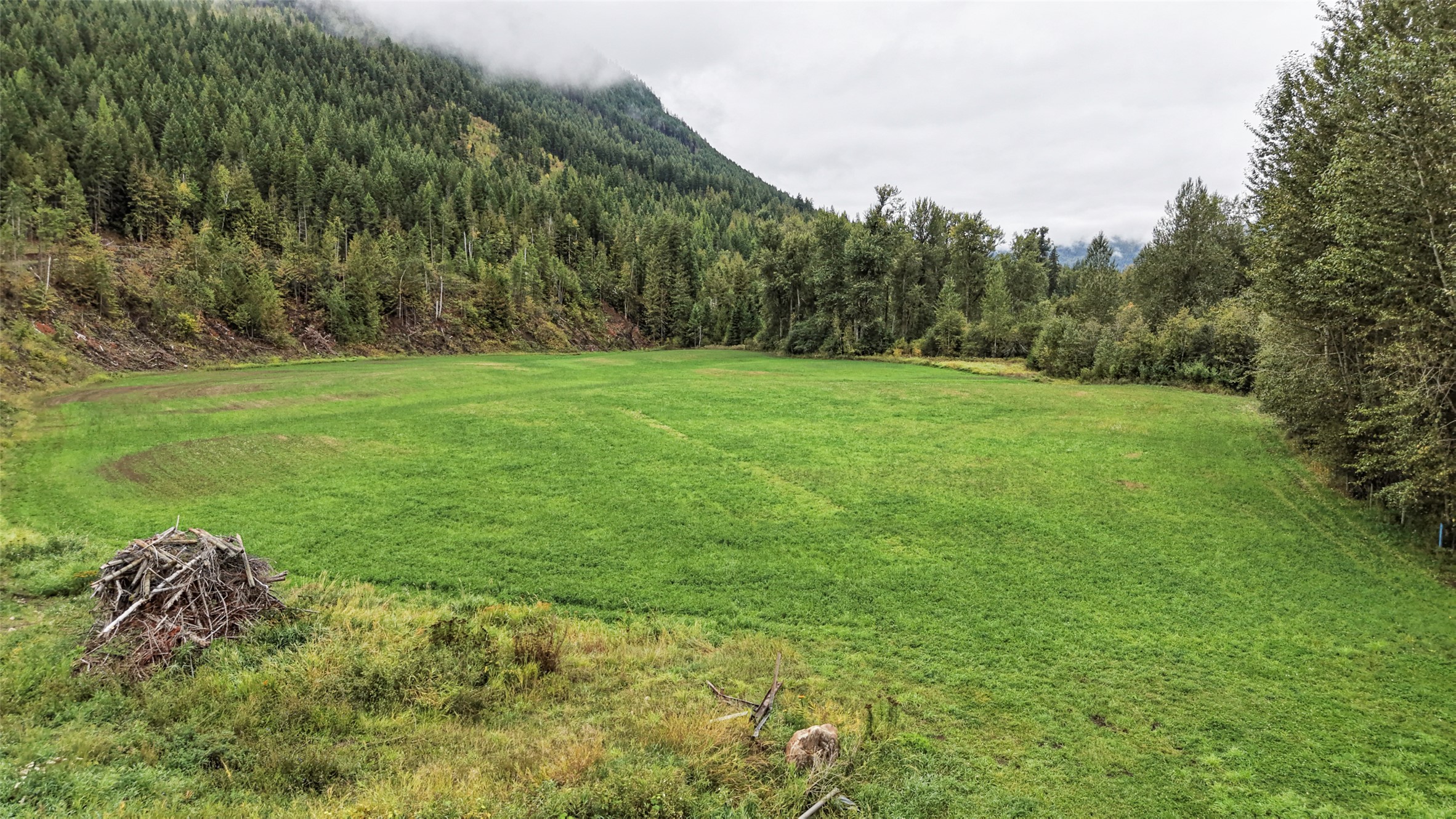 









687


Mabel Lake

Road,
Lumby,







BC
V0E 2G5

