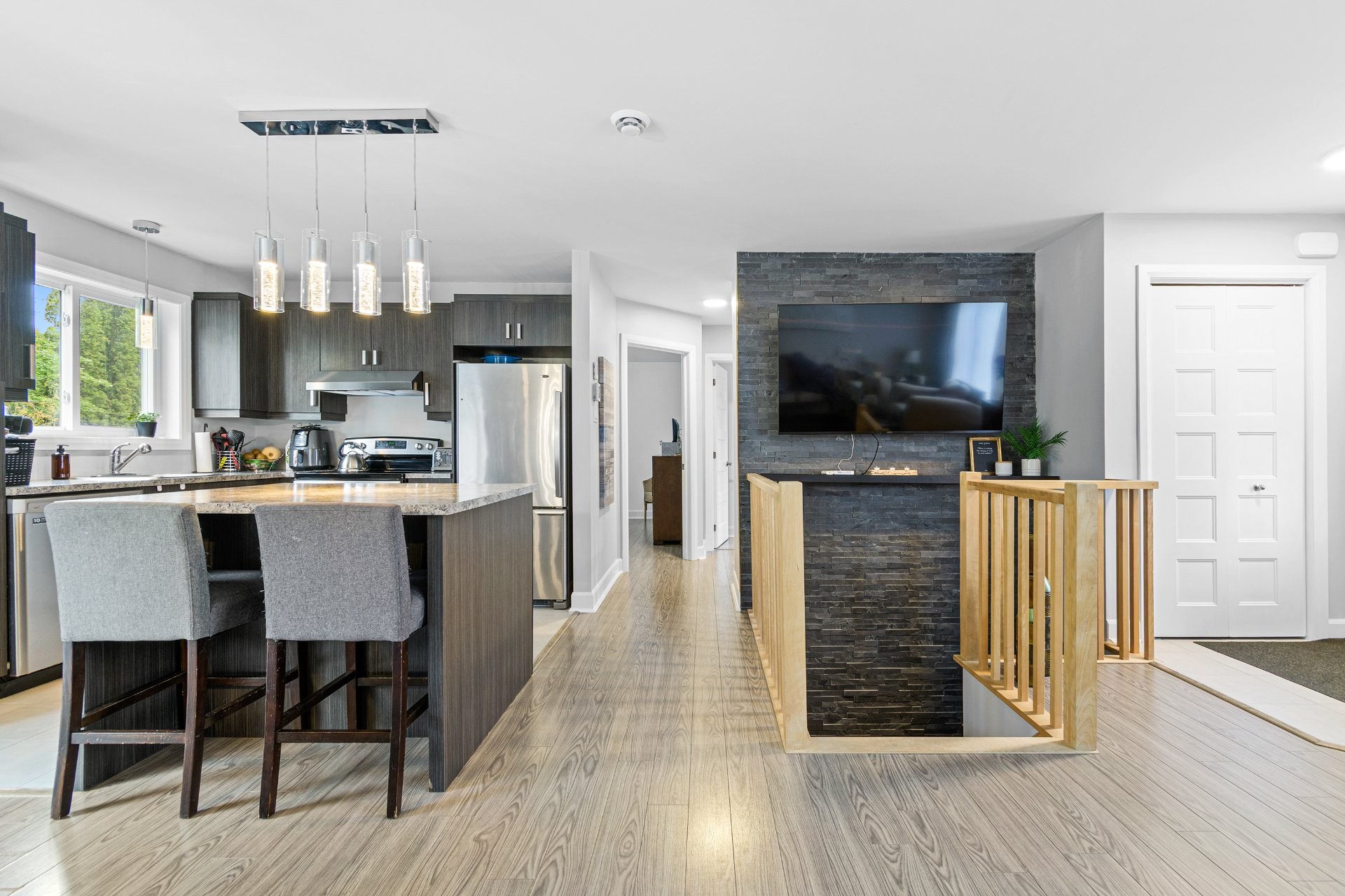









47


Rue Foucault

,
Grenville,




QC
J0V1J0

