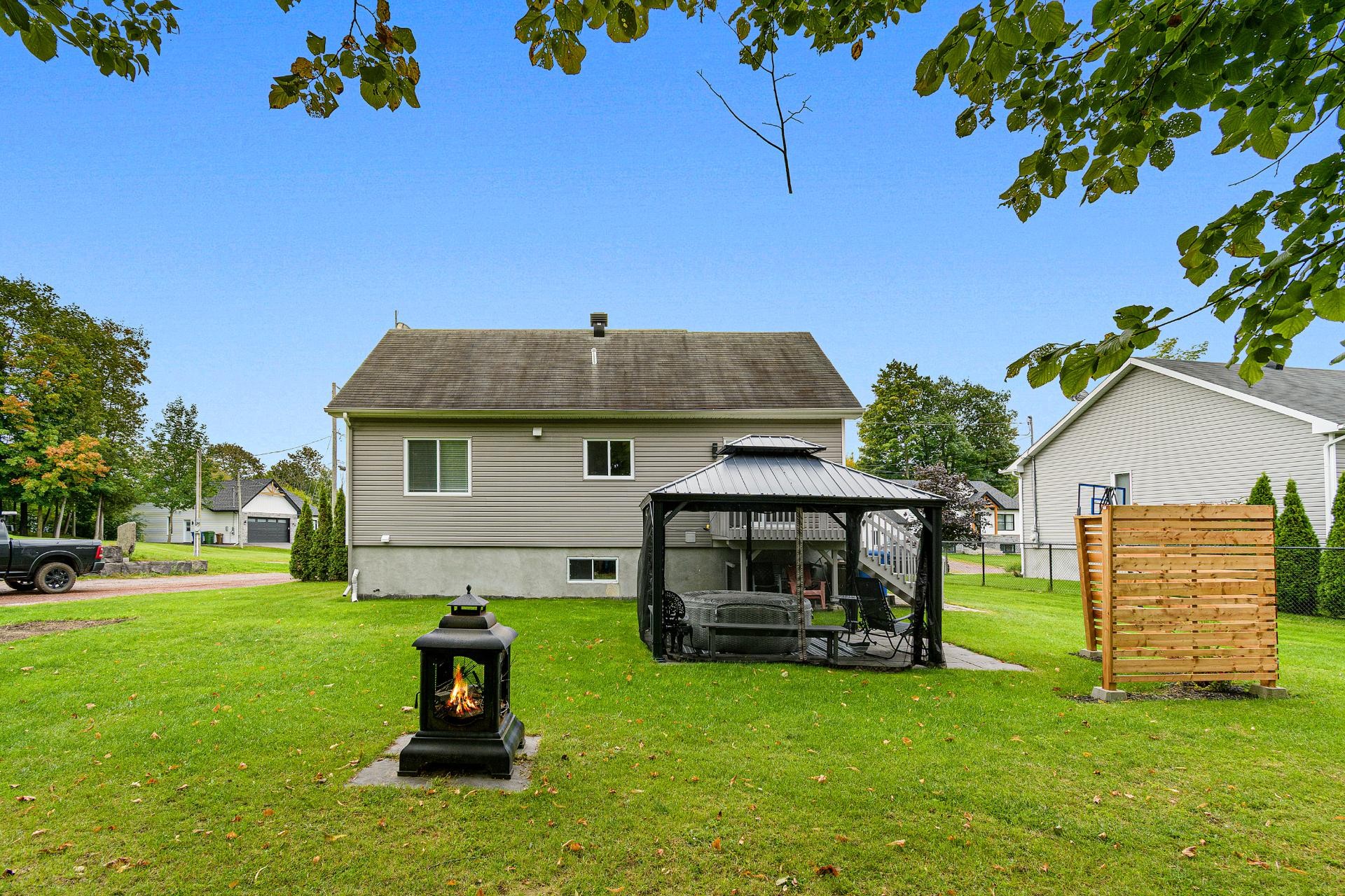 









47


Rue Foucault

,
Grenville,




QC
J0V1J0

