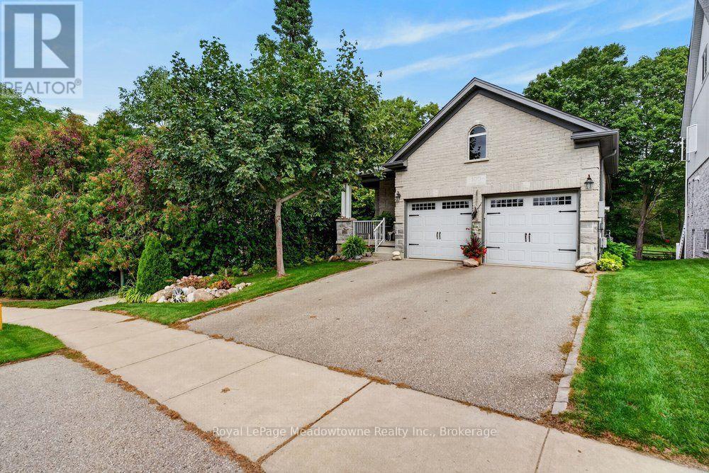 












100 SAMMON DRIVE

,
Guelph/Eramosa (Rockwood),




Ontario
N0B2K0

