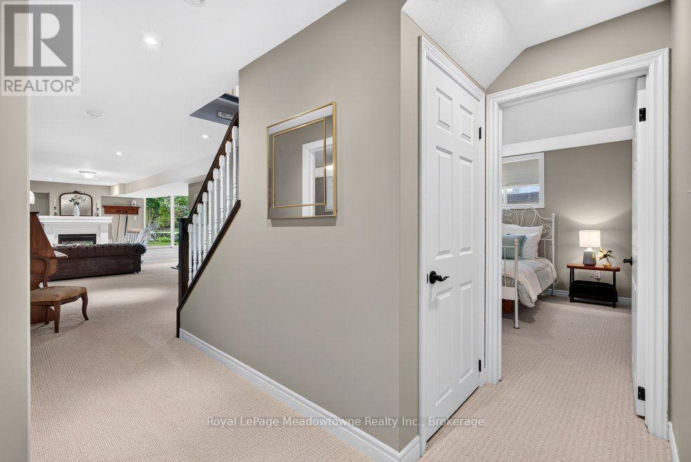 












100 SAMMON DRIVE

,
Guelph/Eramosa (Rockwood),




Ontario
N0B2K0


