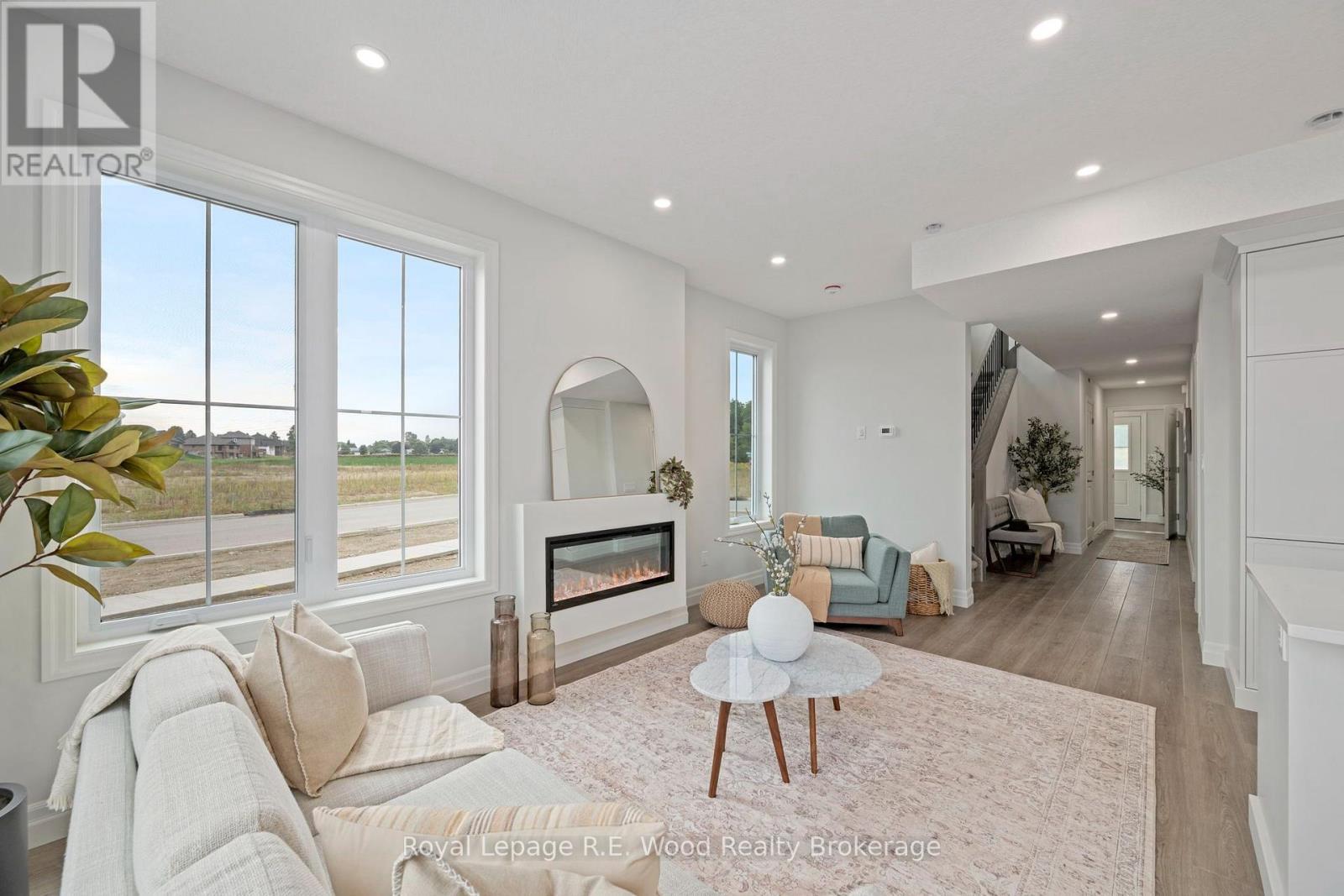 












13 HOYLAKE ROAD

,
St. Thomas,




Ontario
N5R0R9

