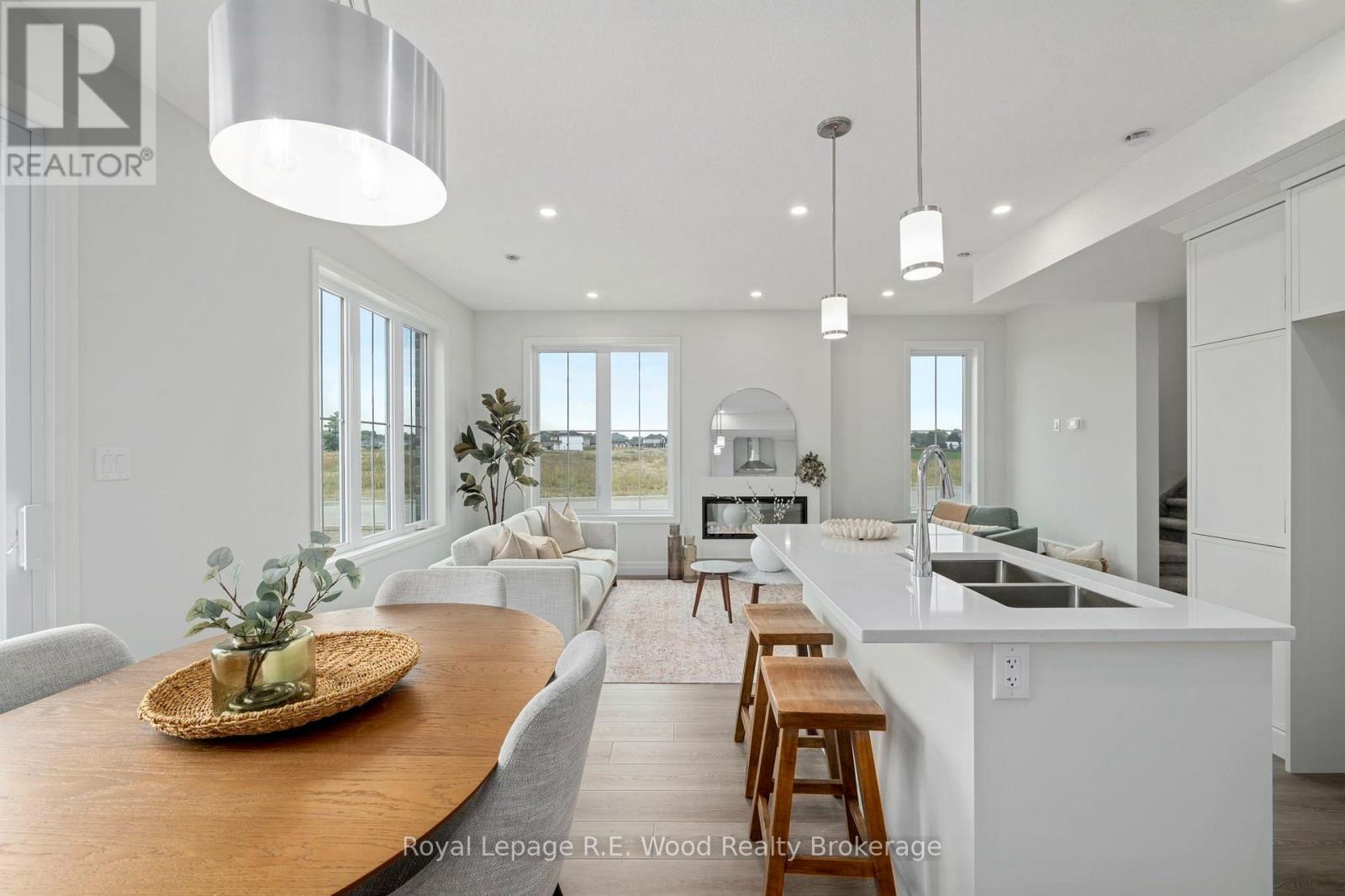 












13 HOYLAKE ROAD

,
St. Thomas,




Ontario
N5R0R9

