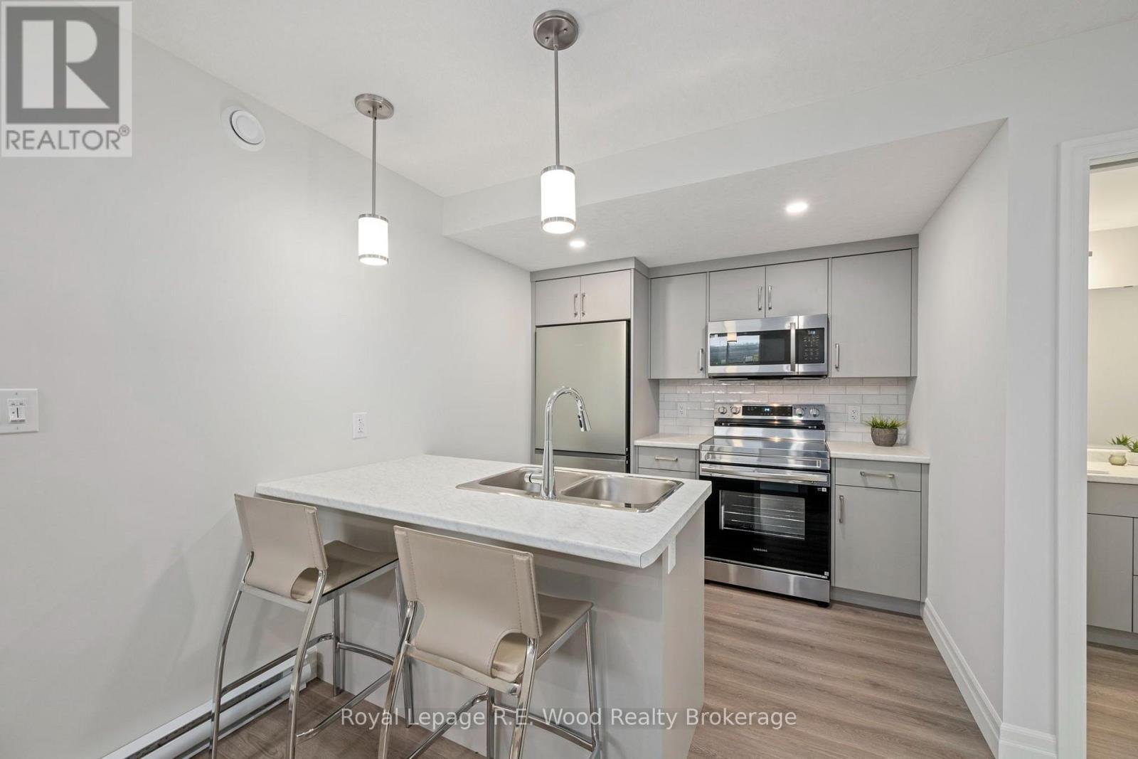 












13 HOYLAKE ROAD

,
St. Thomas,




Ontario
N5R0R9

