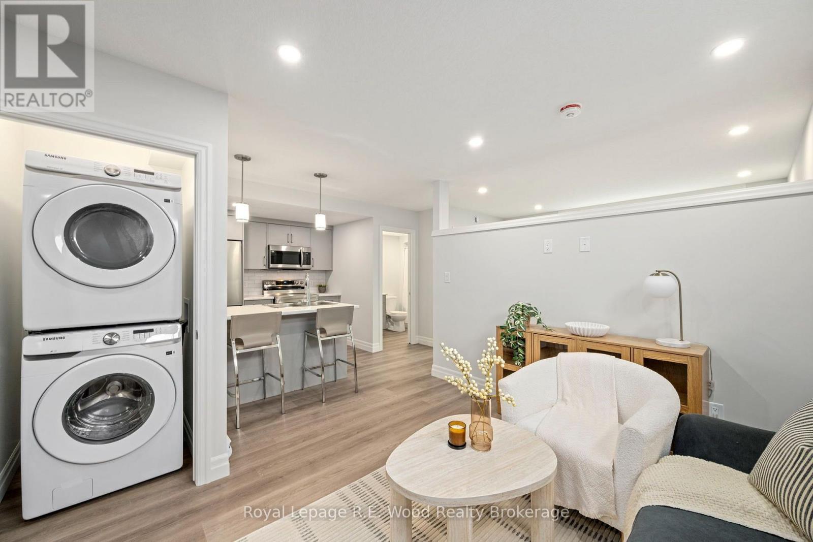 












13 HOYLAKE ROAD

,
St. Thomas,




Ontario
N5R0R9

