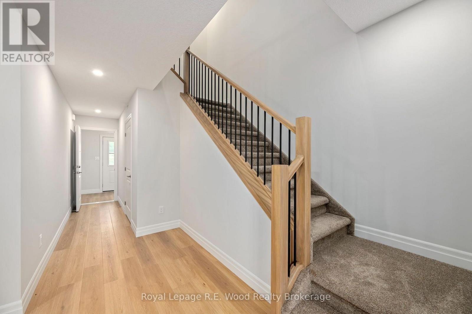 












11 HOYLAKE ROAD

,
St. Thomas,




Ontario
N5R0R9

