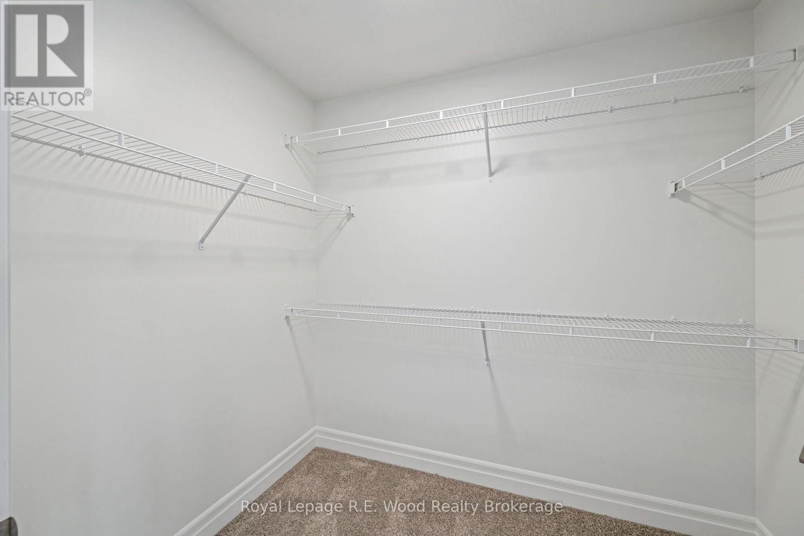 












11 HOYLAKE ROAD

,
St. Thomas,




Ontario
N5R0R9

