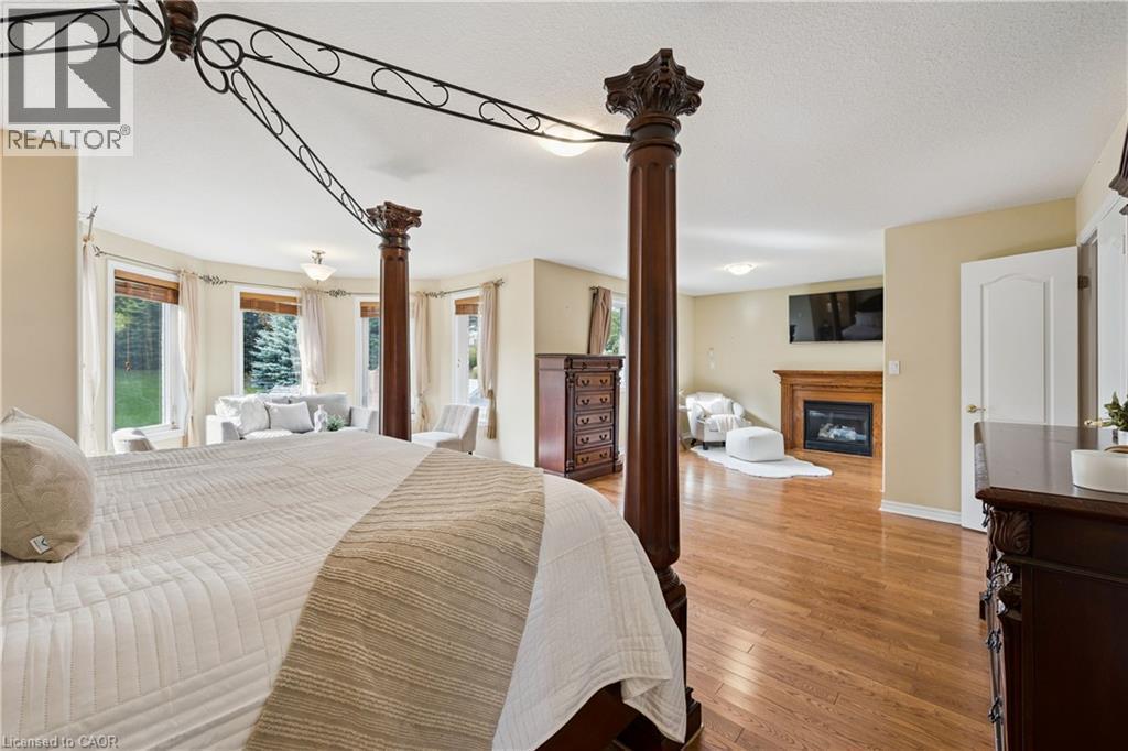 












26 FRASSON Drive

,
Guelph,




Ontario
N1E7J9

