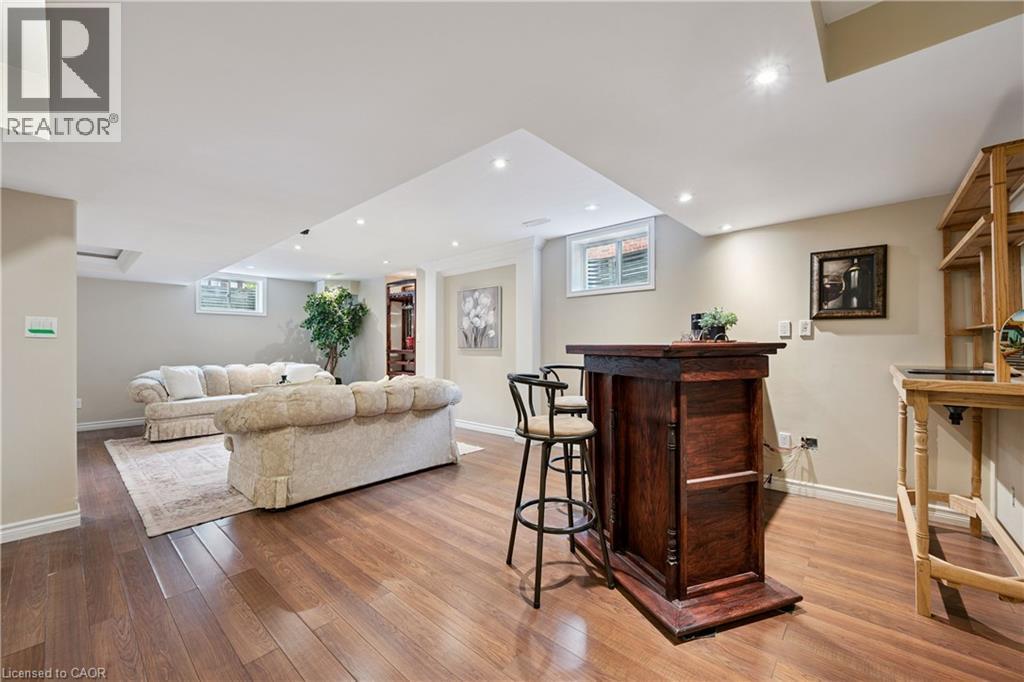 












26 FRASSON Drive

,
Guelph,




Ontario
N1E7J9

