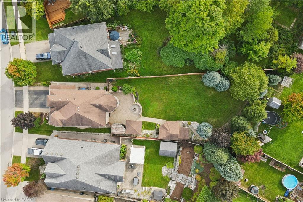 












26 FRASSON Drive

,
Guelph,




Ontario
N1E7J9

