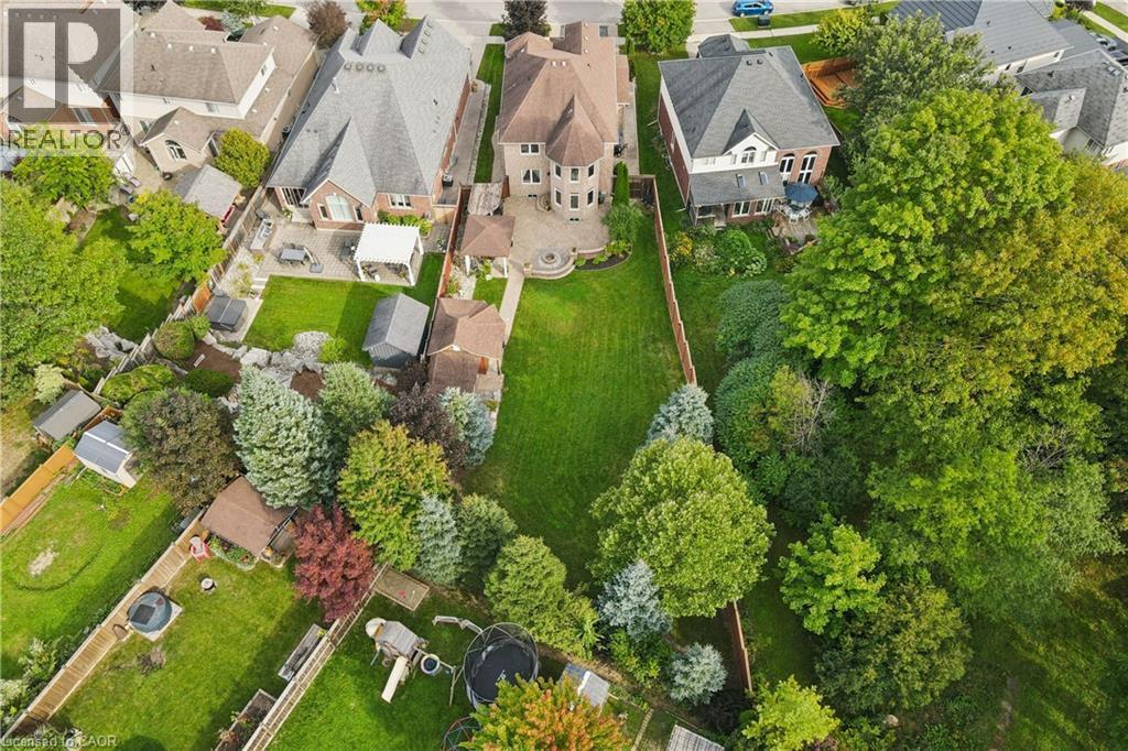 












26 FRASSON Drive

,
Guelph,




Ontario
N1E7J9

