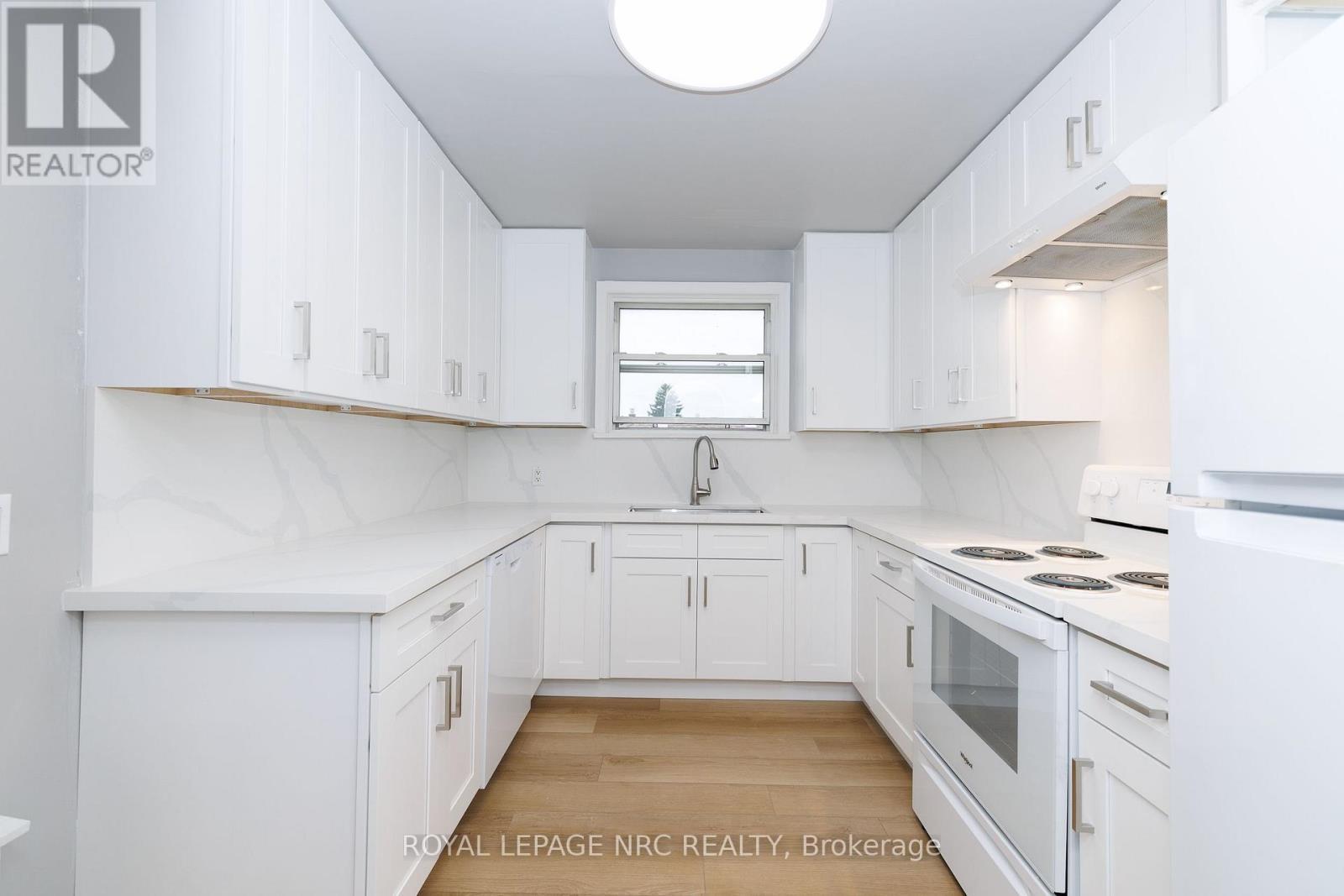 












100 TOWNLINE W ROAD

,
St. Catharines (Burleigh Hill),




Ontario
L2T1P7

