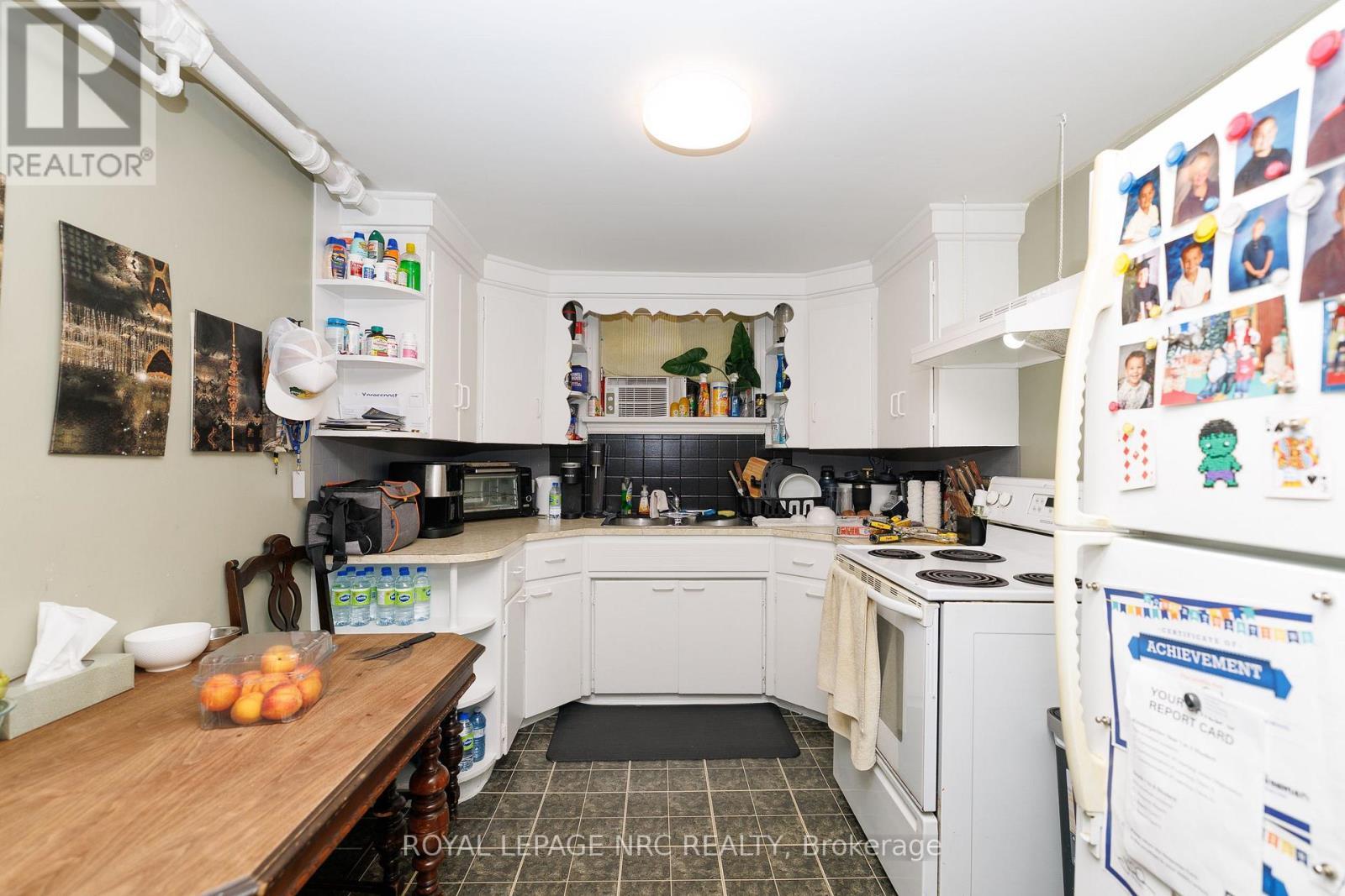 












100 TOWNLINE W ROAD

,
St. Catharines (Burleigh Hill),




Ontario
L2T1P7

