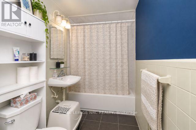 












100 TOWNLINE W ROAD

,
St. Catharines (Burleigh Hill),




Ontario
L2T1P7

