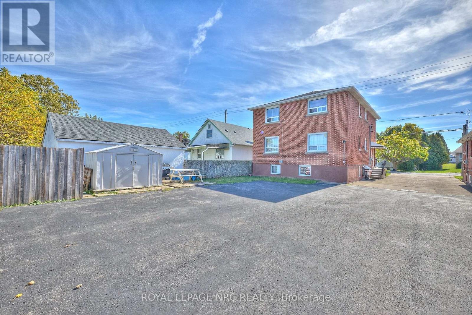 












100 TOWNLINE W ROAD

,
St. Catharines (Burleigh Hill),




Ontario
L2T1P7

