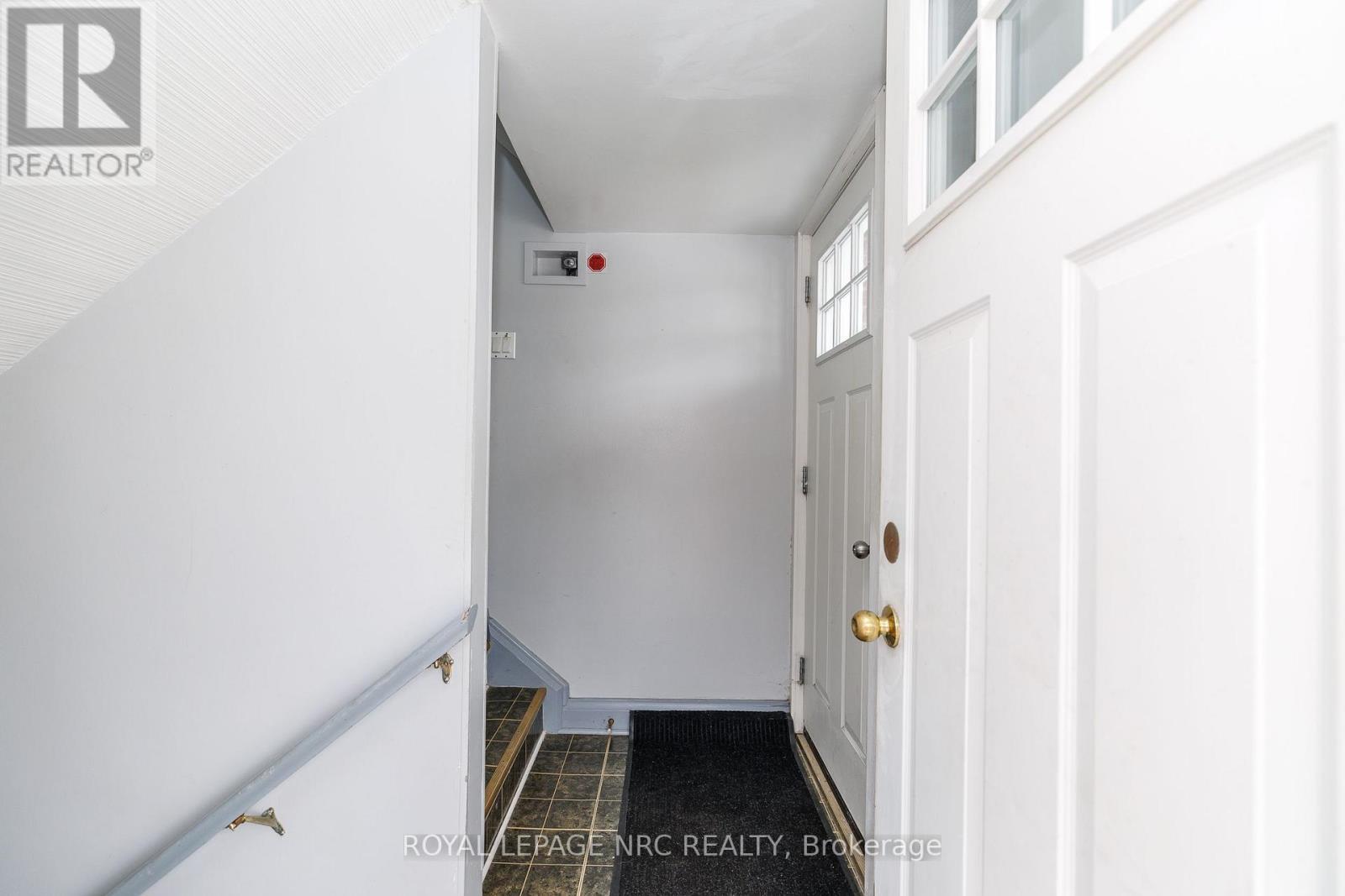 












100 TOWNLINE W ROAD

,
St. Catharines (Burleigh Hill),




Ontario
L2T1P7

