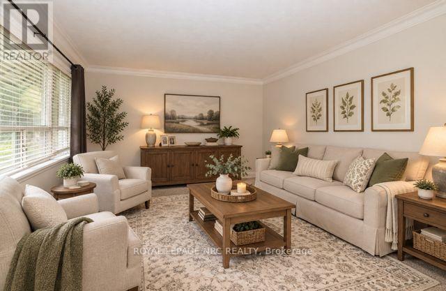 












102 TOWNLINE RD. WEST ROAD

,
St. Catharines (Burleigh Hill),




Ontario
L2T1P7


