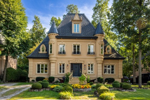 Featured Listing Photo 
