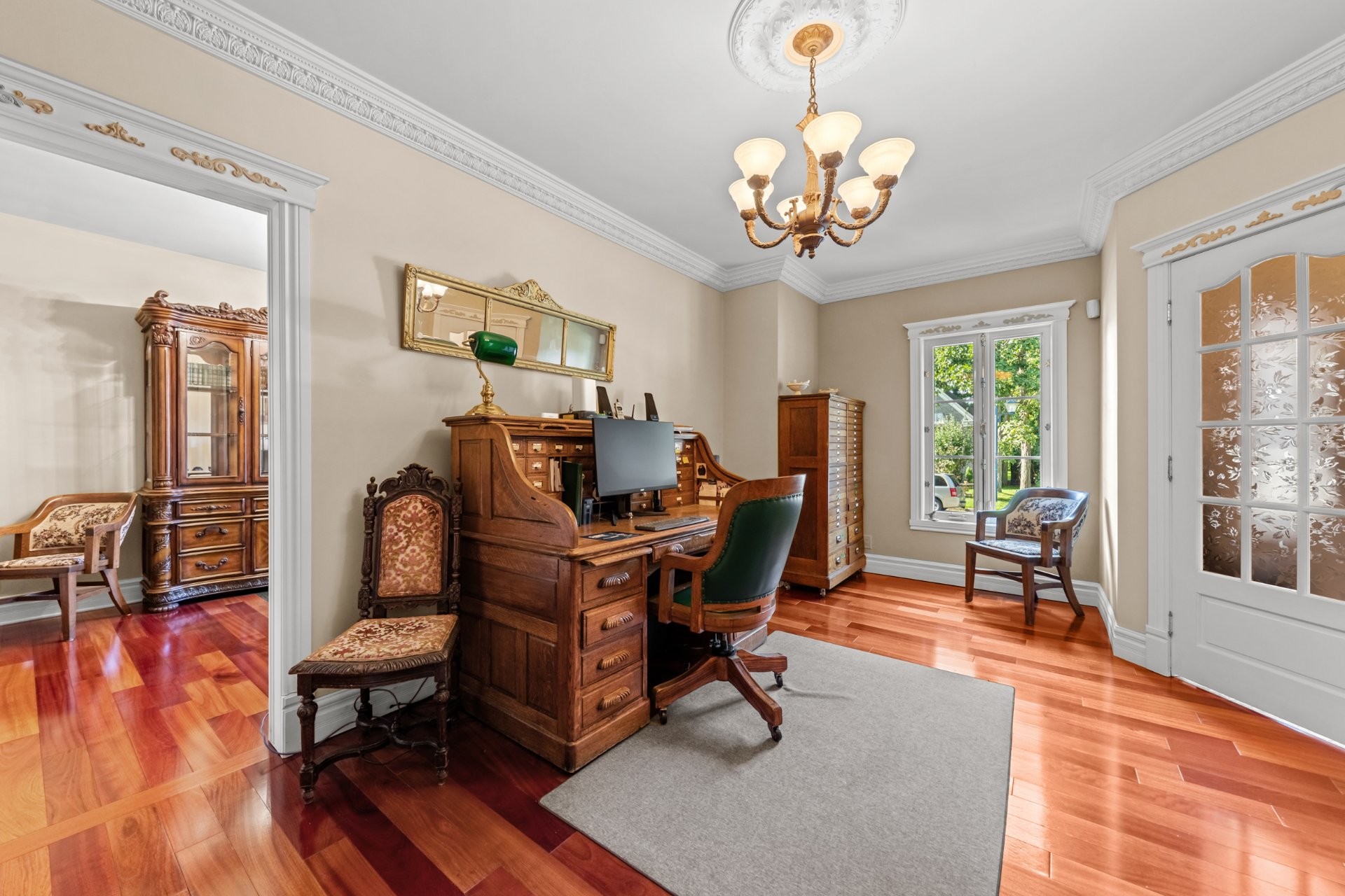 









605


Rue des Fortifications

,
Saint-Jean-sur-Richelieu,




QC
J2W2W8

