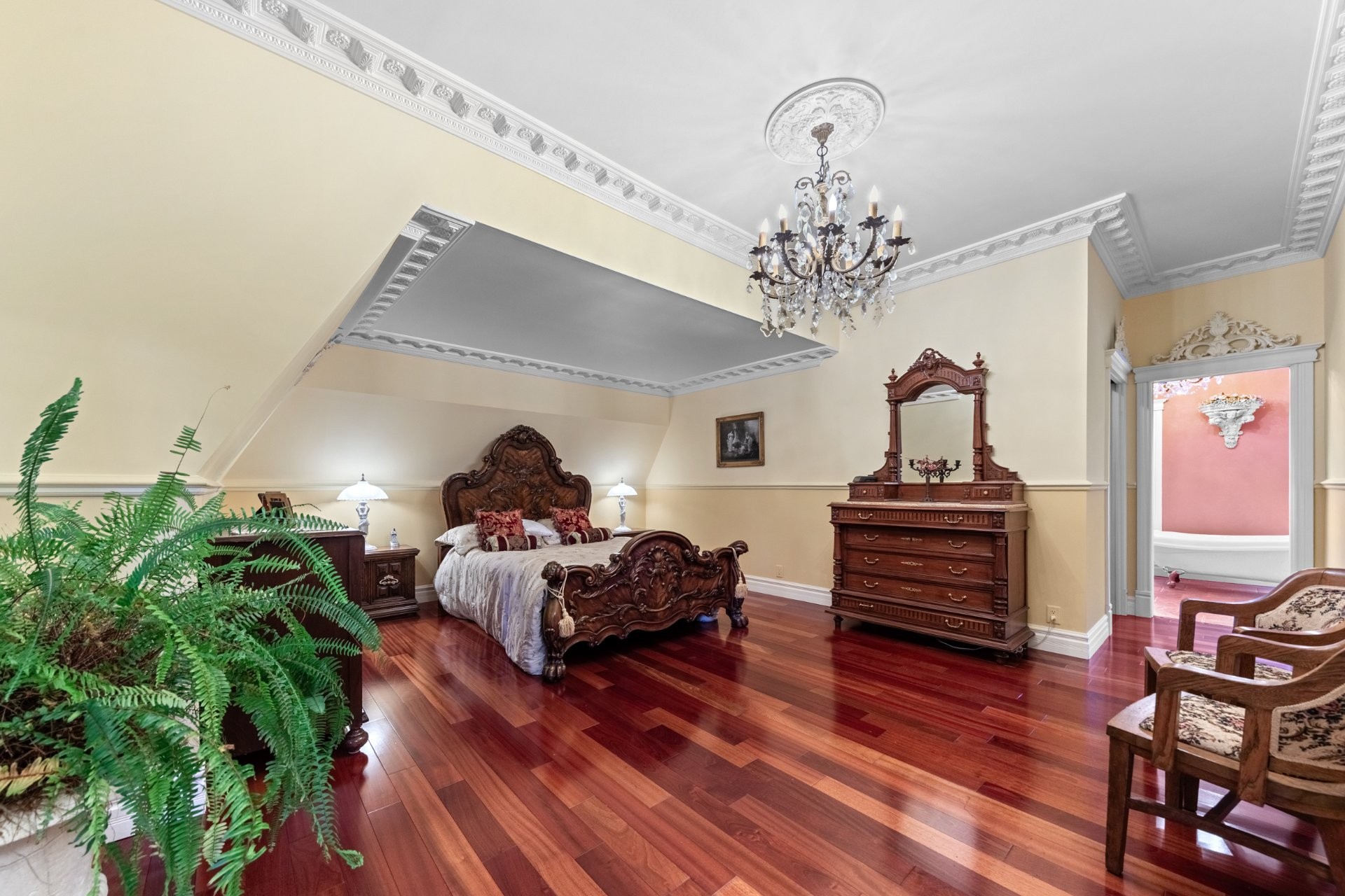 









605


Rue des Fortifications

,
Saint-Jean-sur-Richelieu,




QC
J2W2W8

